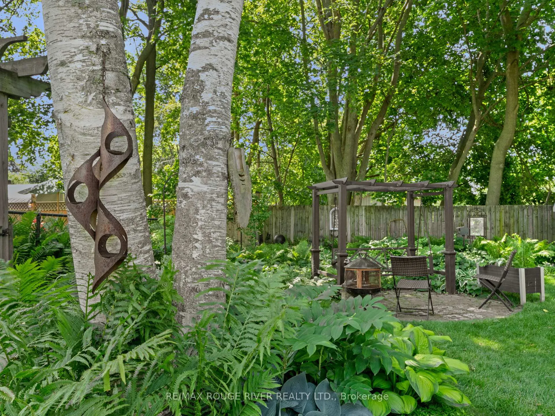 Photo 5 of 63 University Avenue E, Cobourg — HOMEH