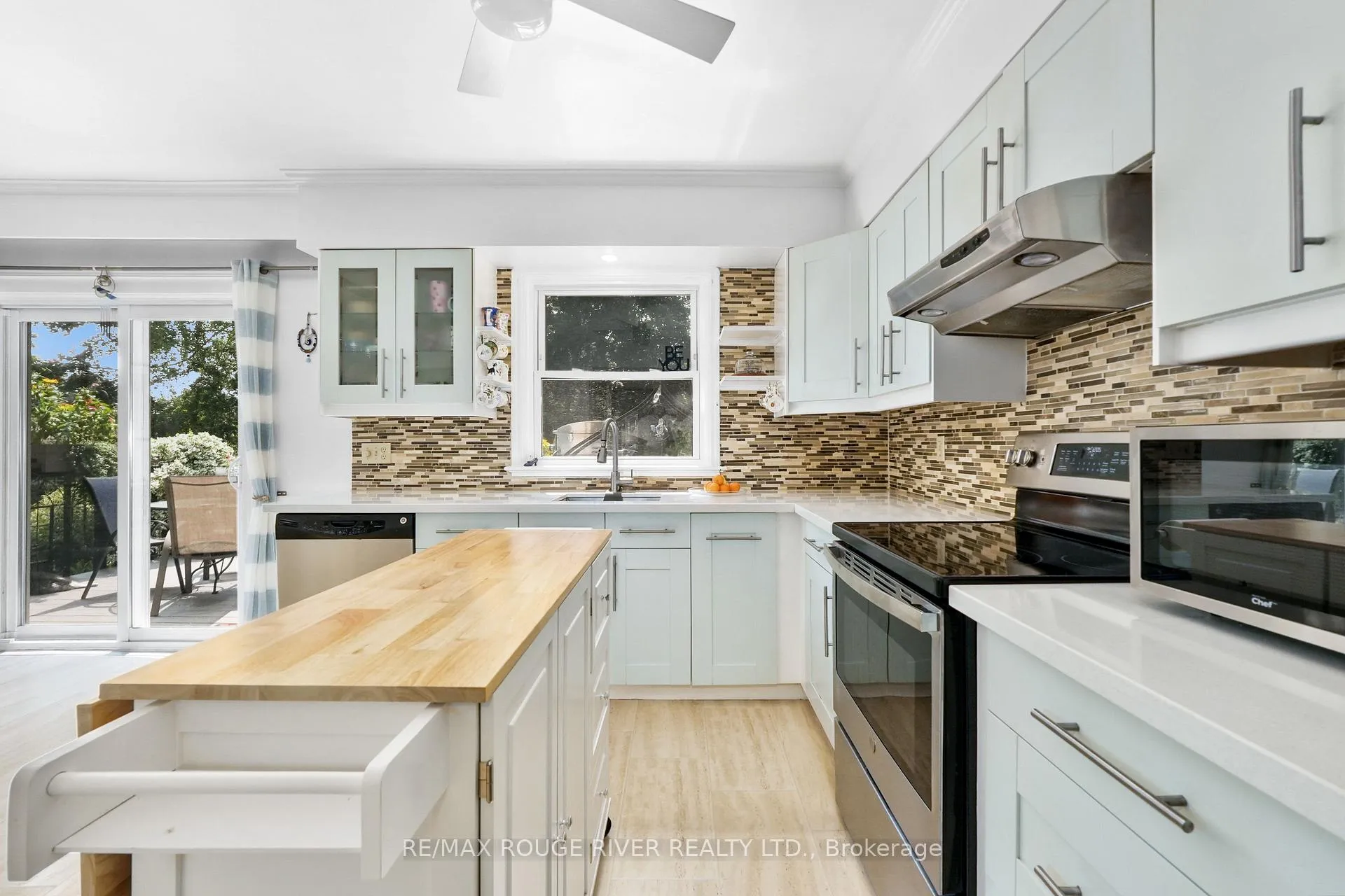 Photo 14 of 63 University Avenue E, Cobourg — HOMEH