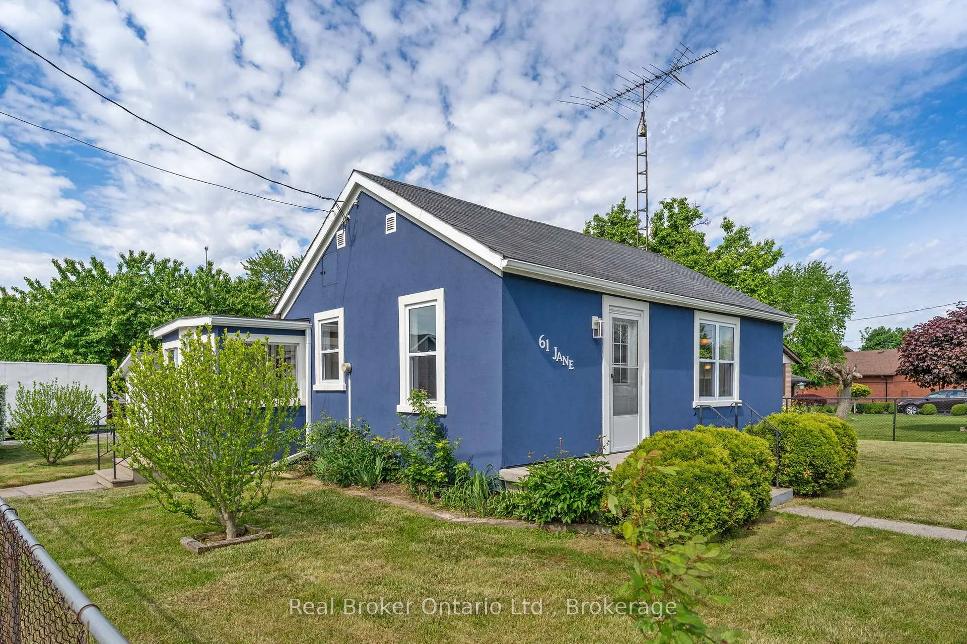 Photo 1 of 61 Jane Street, Haldimand — HOMEH