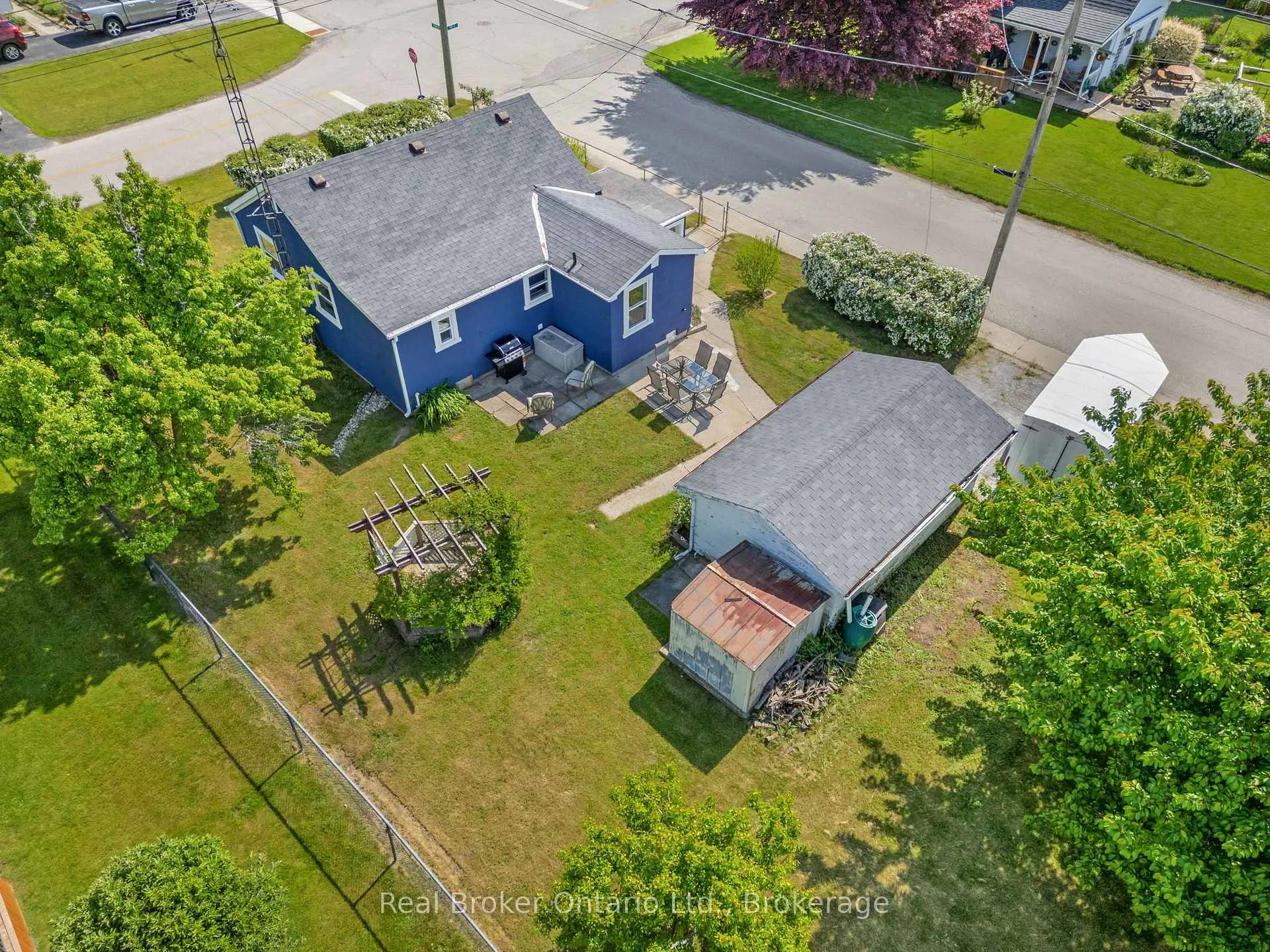 Photo 18 of 61 Jane Street, Haldimand — HOMEH