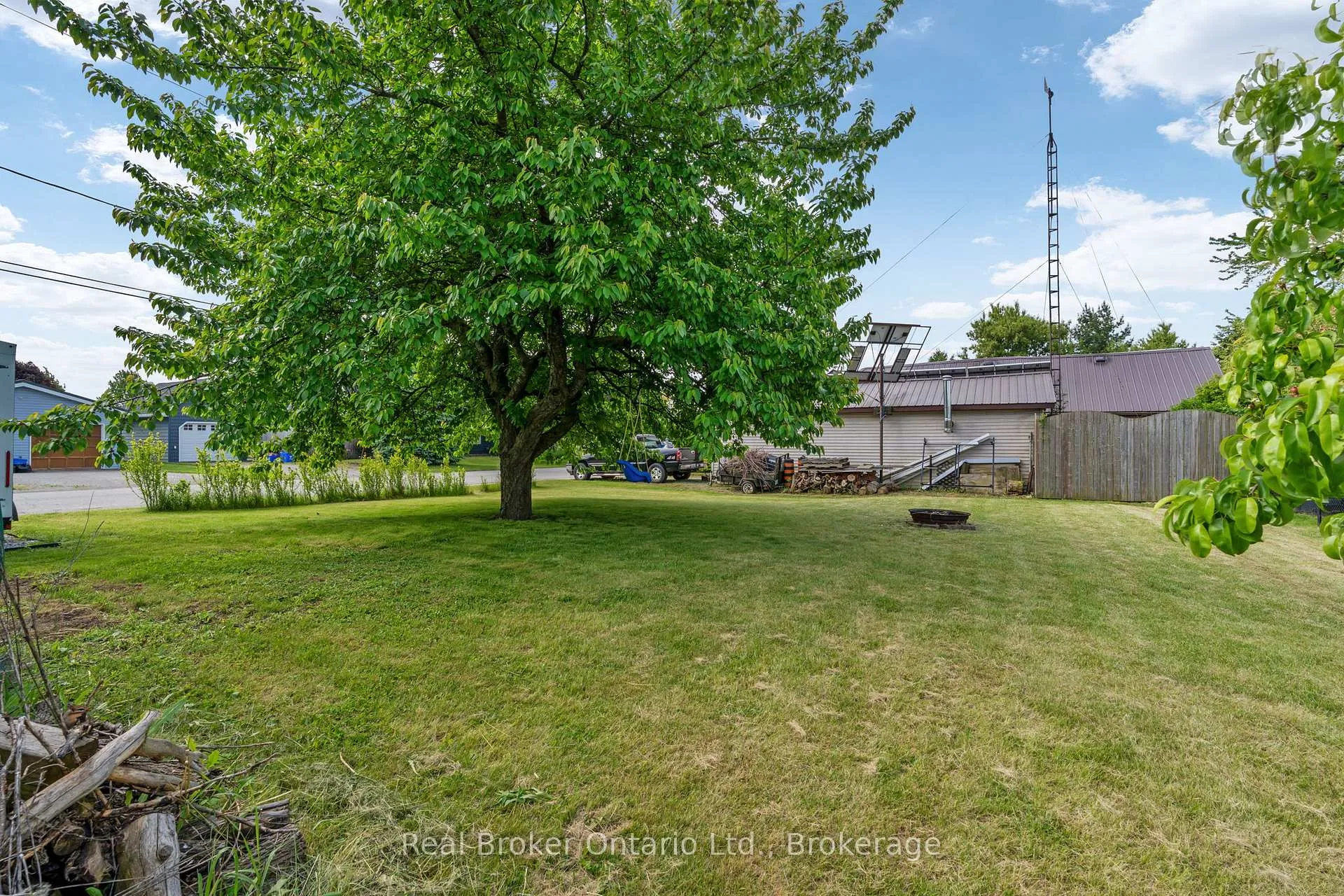 Photo 20 of 61 Jane Street, Haldimand — HOMEH