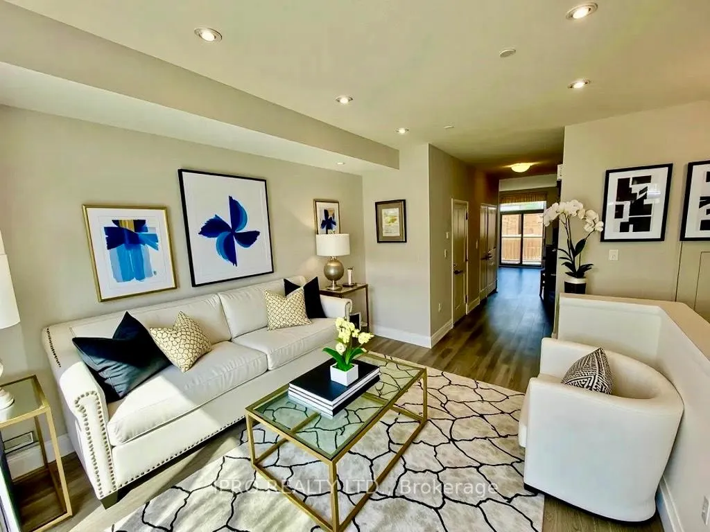 Photo 3 of Unit 73, 120 Court Drive, Brant, Paris — HOMEH