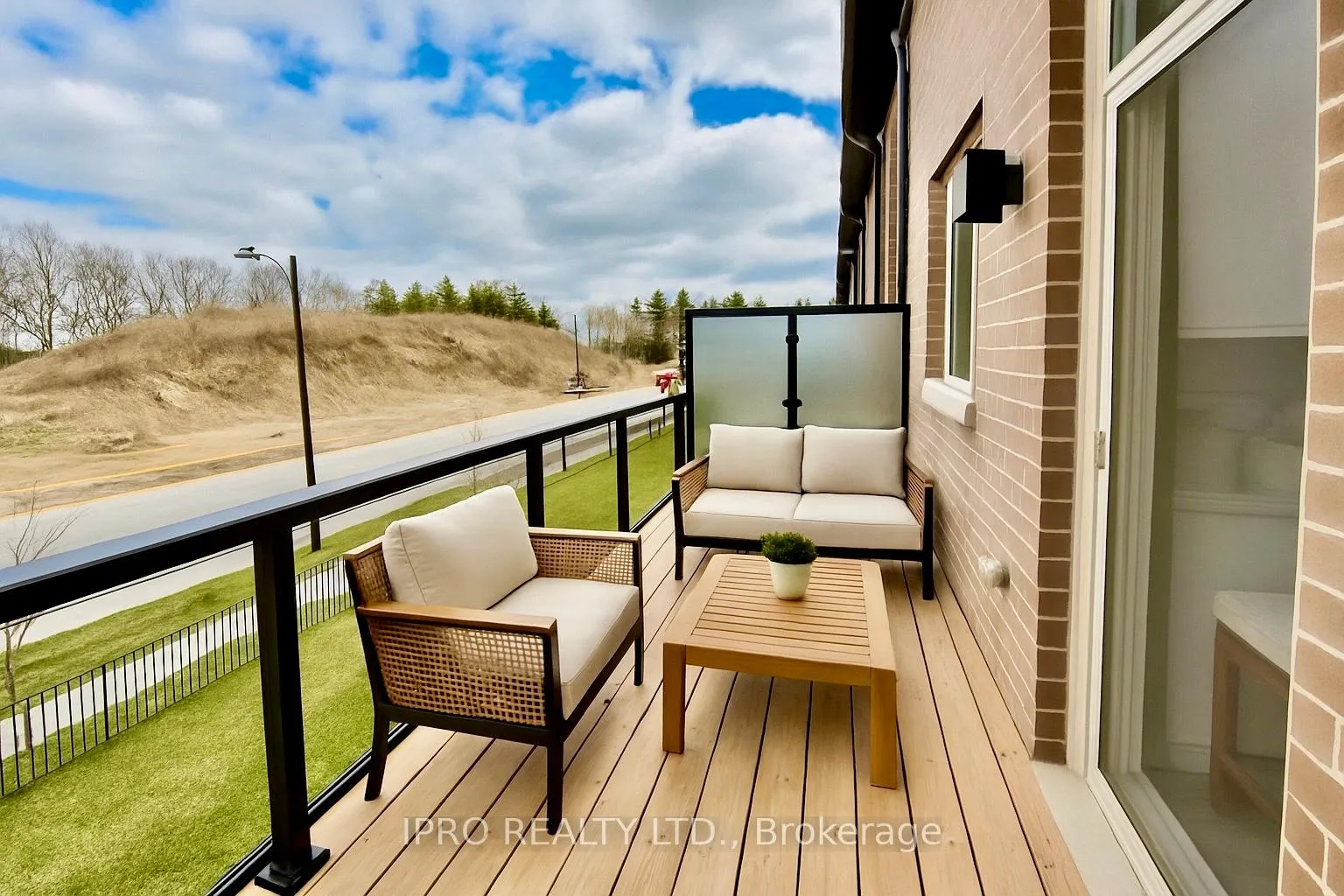 Photo 8 of Unit 73, 120 Court Drive, Brant, Paris — HOMEH