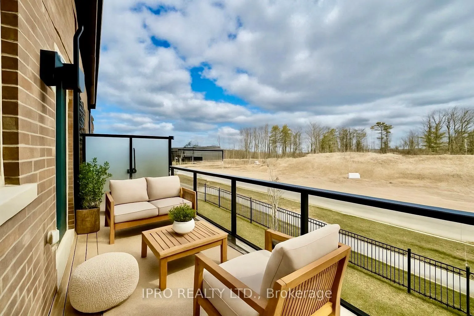 Photo 9 of Unit 73, 120 Court Drive, Brant, Paris — HOMEH
