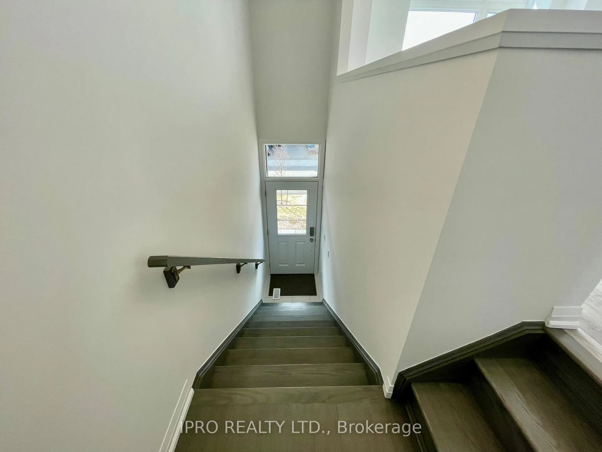 Photo 21 of Unit 73, 120 Court Drive, Brant, Paris — HOMEH