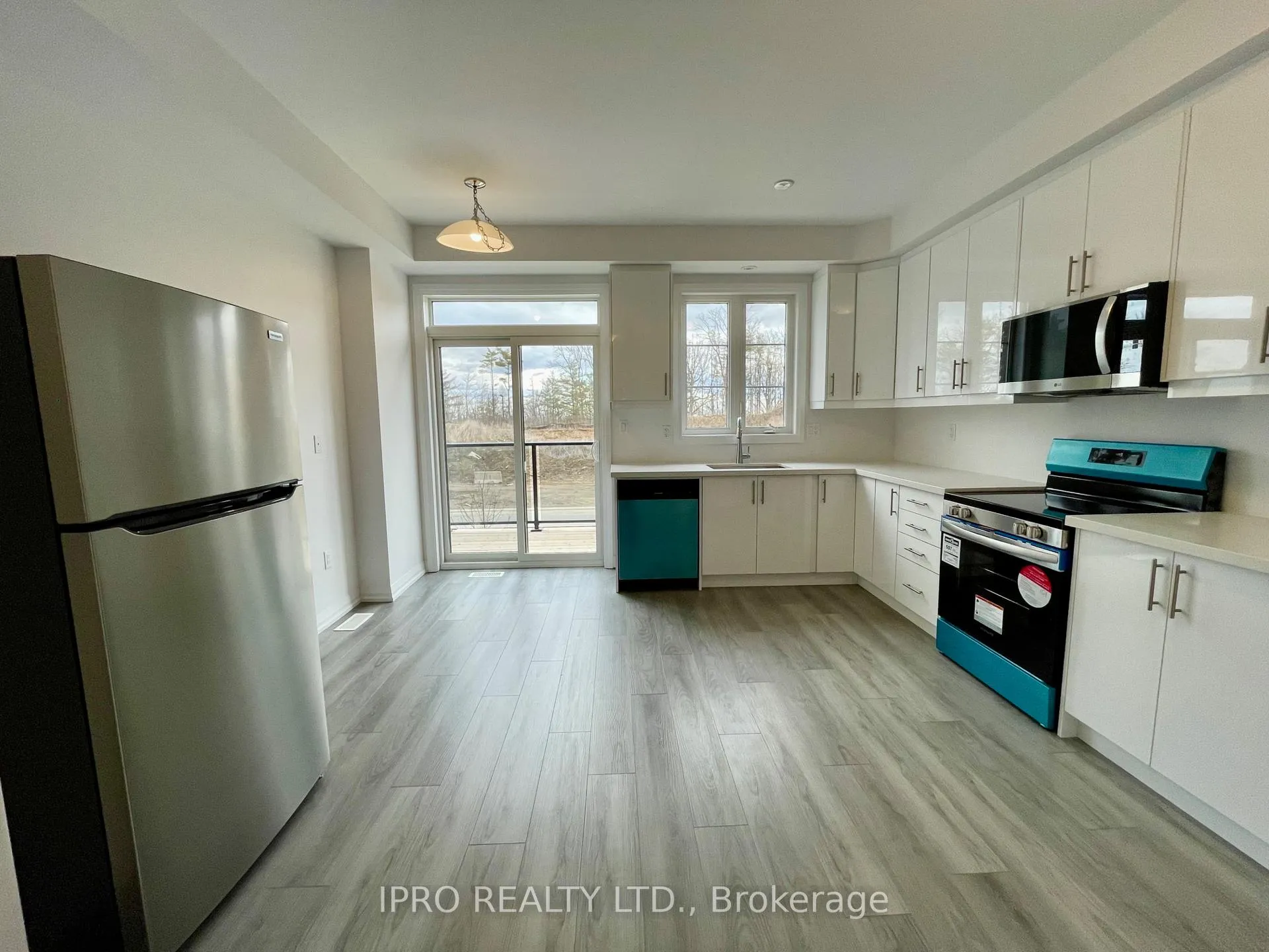 Photo 25 of Unit 73, 120 Court Drive, Brant, Paris — HOMEH