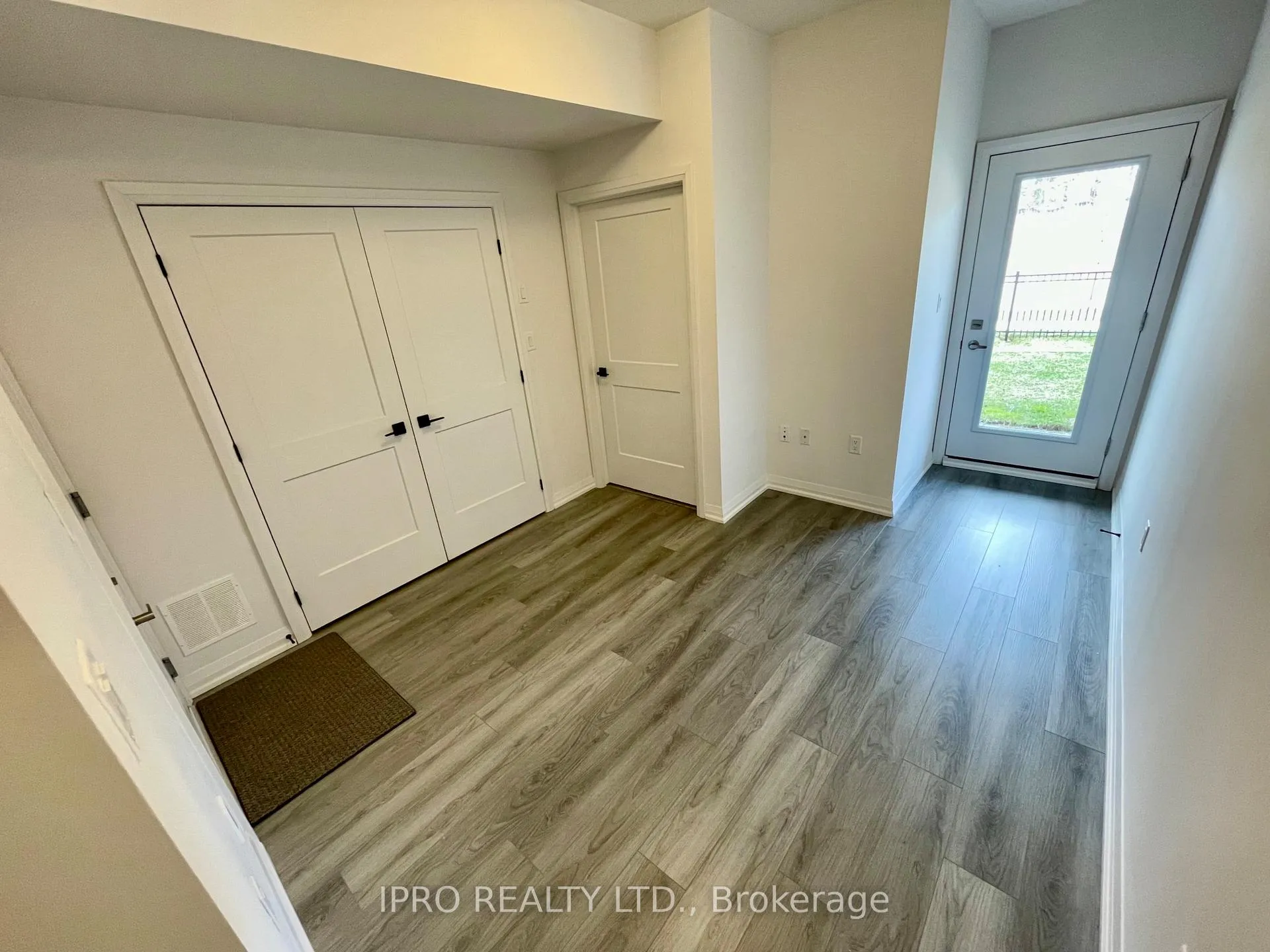 Photo 36 of Unit 73, 120 Court Drive, Brant, Paris — HOMEH