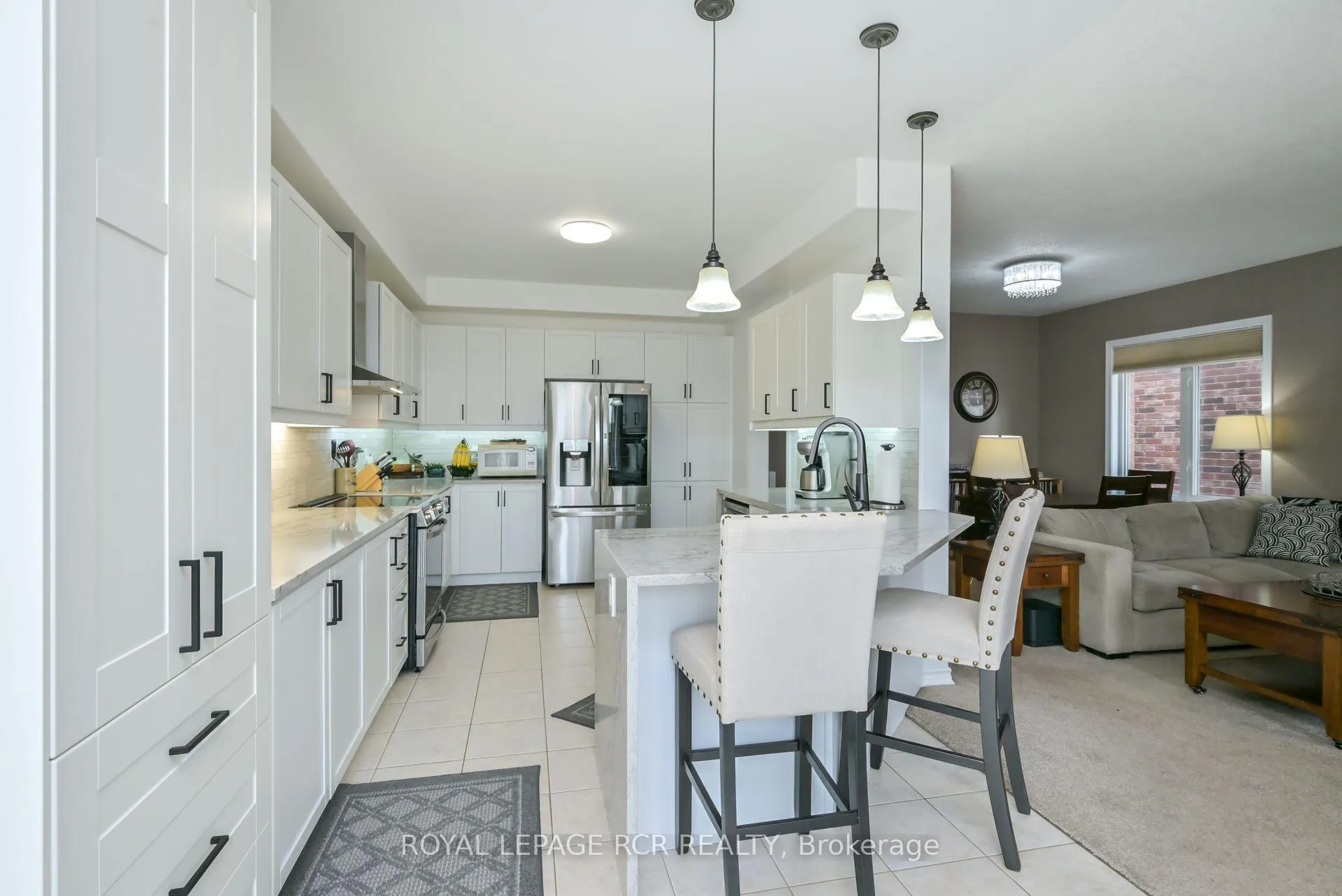 Photo 8 of 14 Holt Drive, New Tecumseth, Alliston — HOMEH