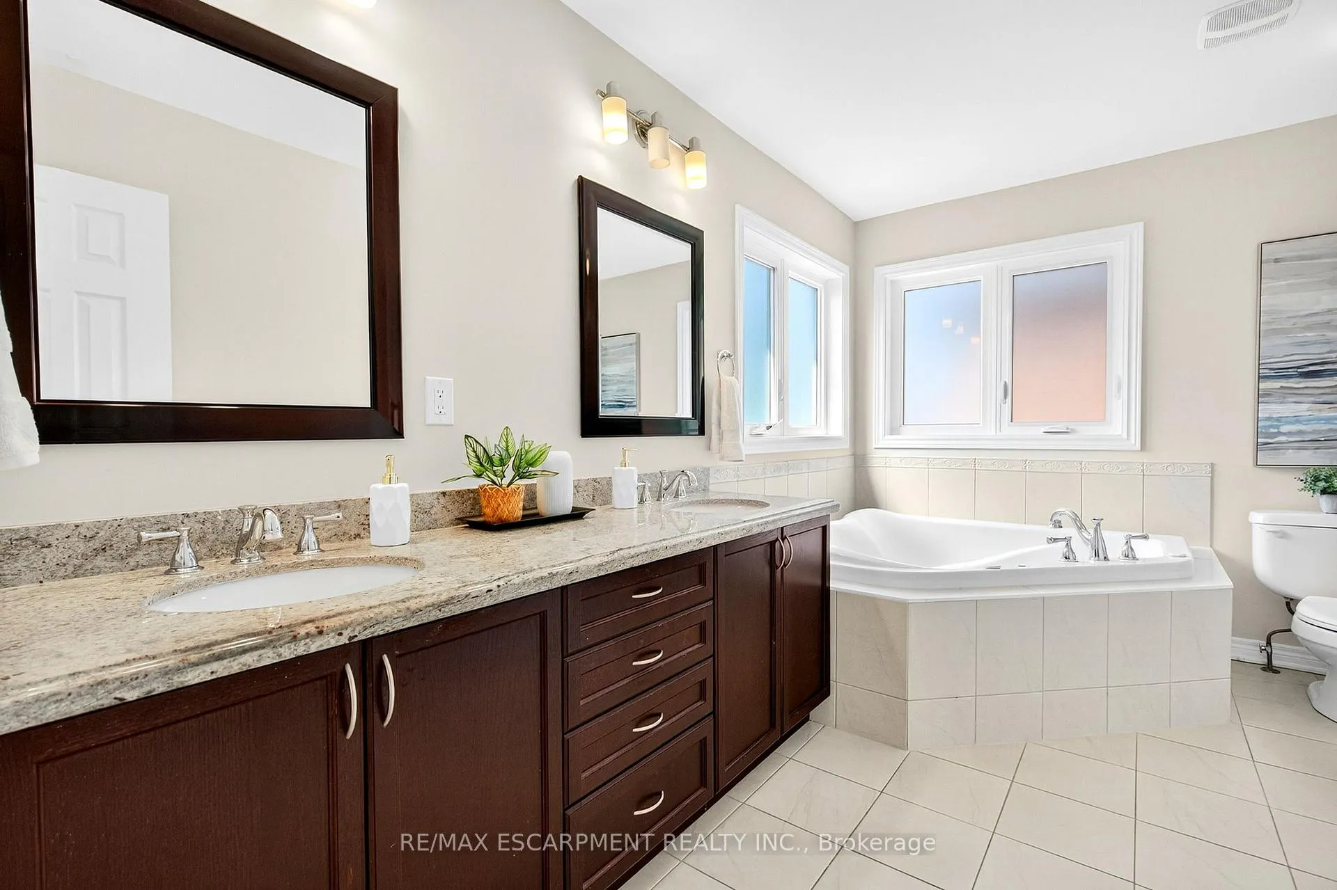 Photo 28 of 4639 Kearse Street, Burlington, Alton — HOMEH