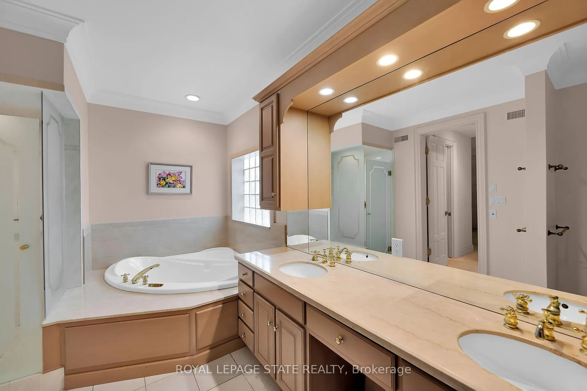 Photo 28 of 253 Robina Road, Hamilton, Ancaster — HOMEH