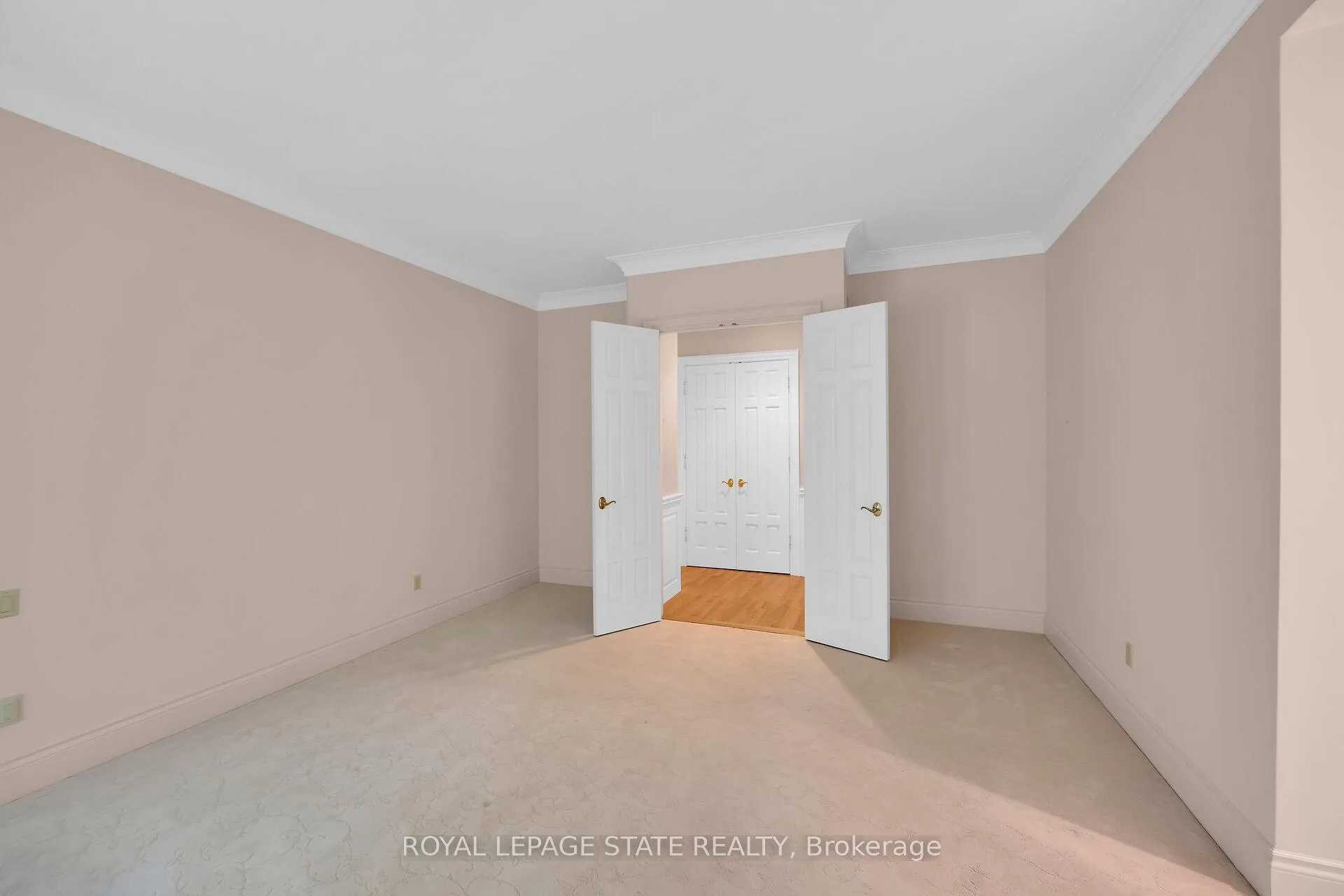Photo 32 of 253 Robina Road, Hamilton, Ancaster — HOMEH