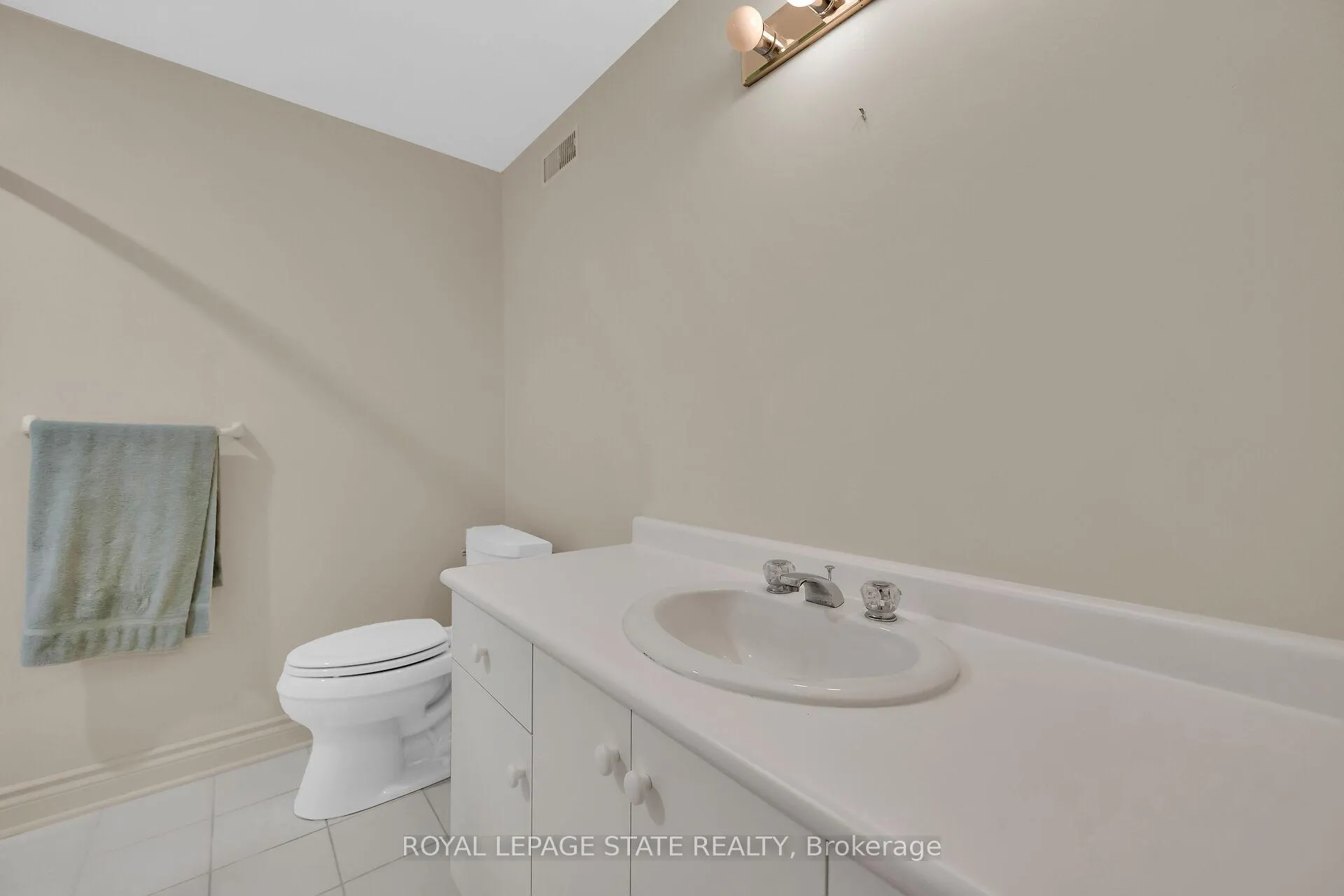 Photo 43 of 253 Robina Road, Hamilton, Ancaster — HOMEH
