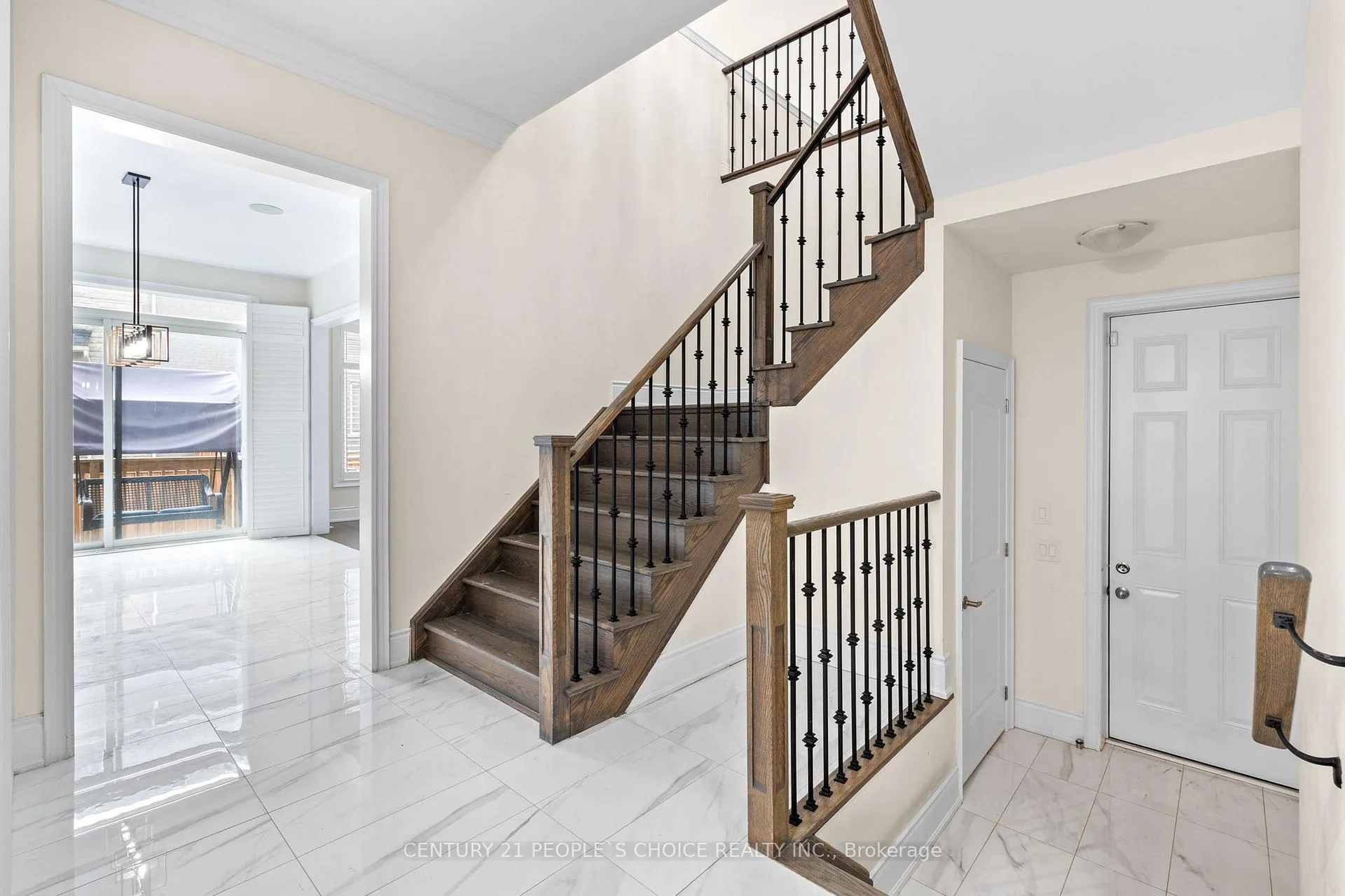 Photo 8 of 24 Albert Spencer Avenue, Caledon, Caledon East — HOMEH