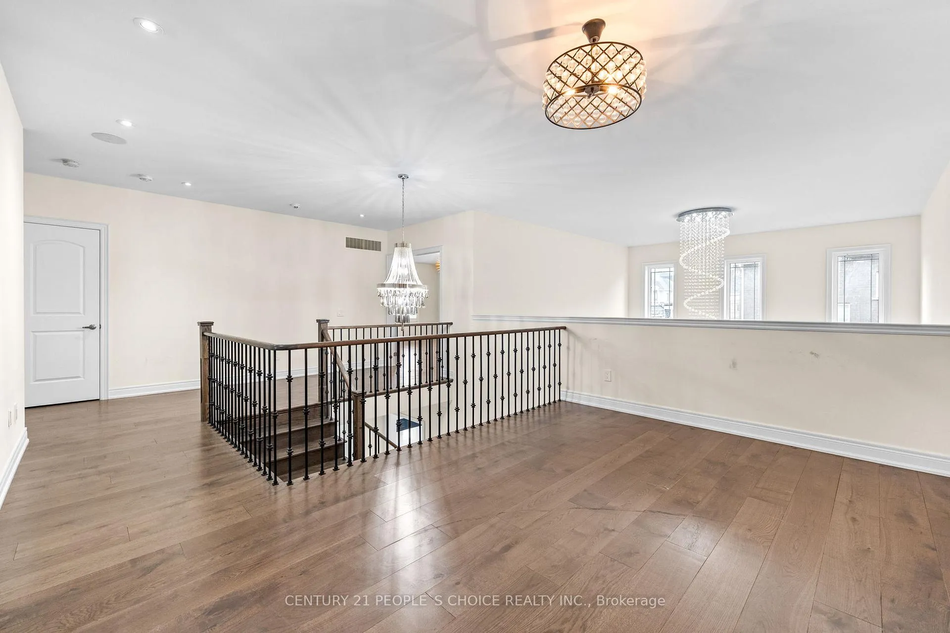 Photo 23 of 24 Albert Spencer Avenue, Caledon, Caledon East — HOMEH