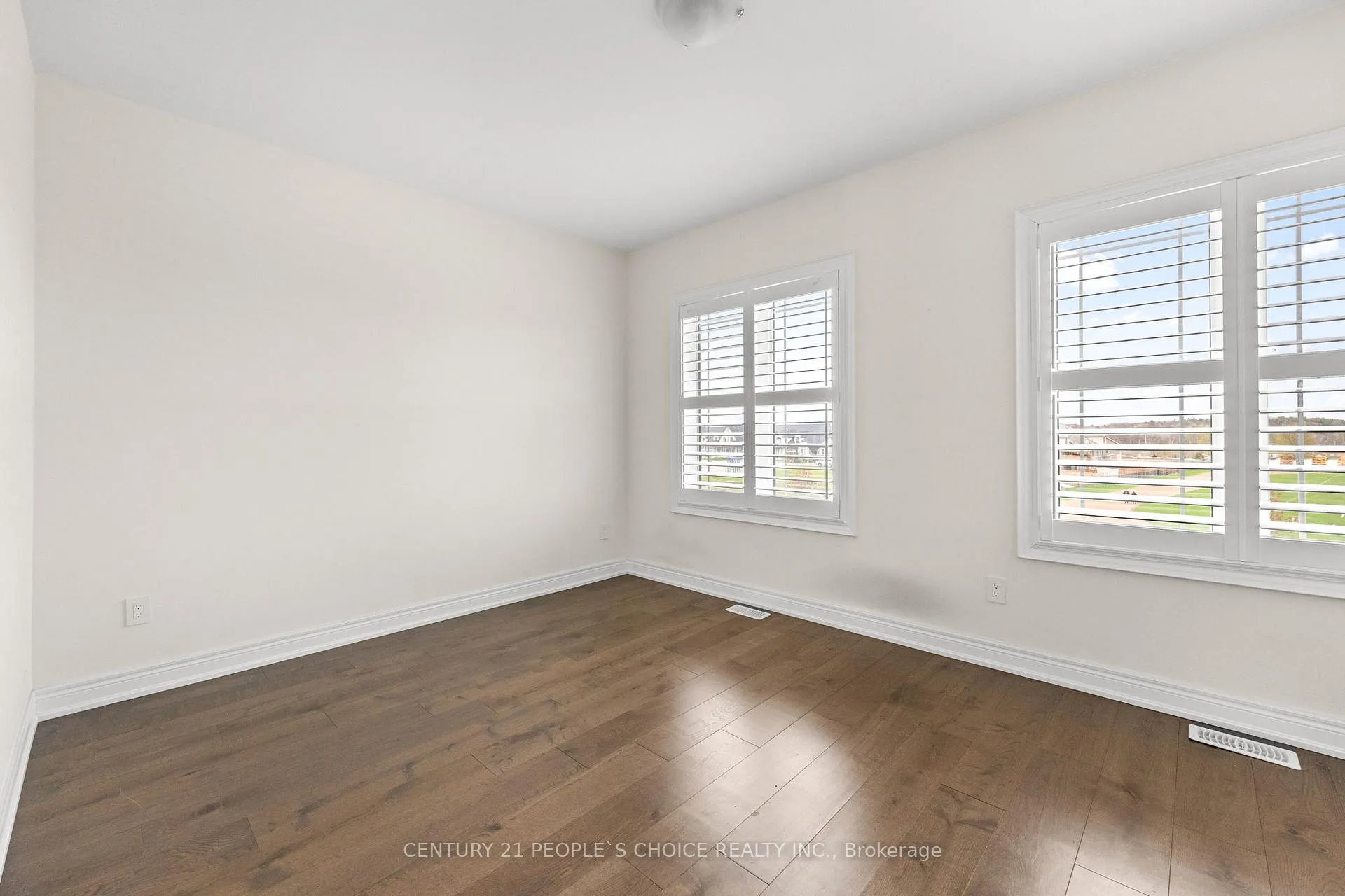 Photo 29 of 24 Albert Spencer Avenue, Caledon, Caledon East — HOMEH