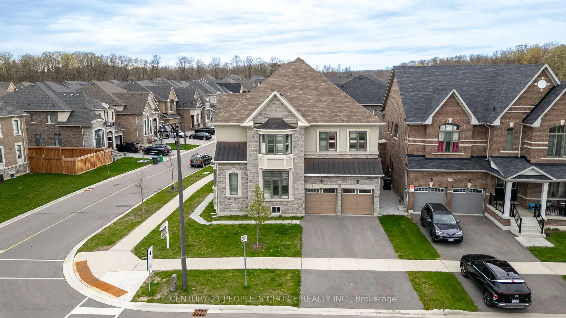Photo 49 of 24 Albert Spencer Avenue, Caledon, Caledon East — HOMEH