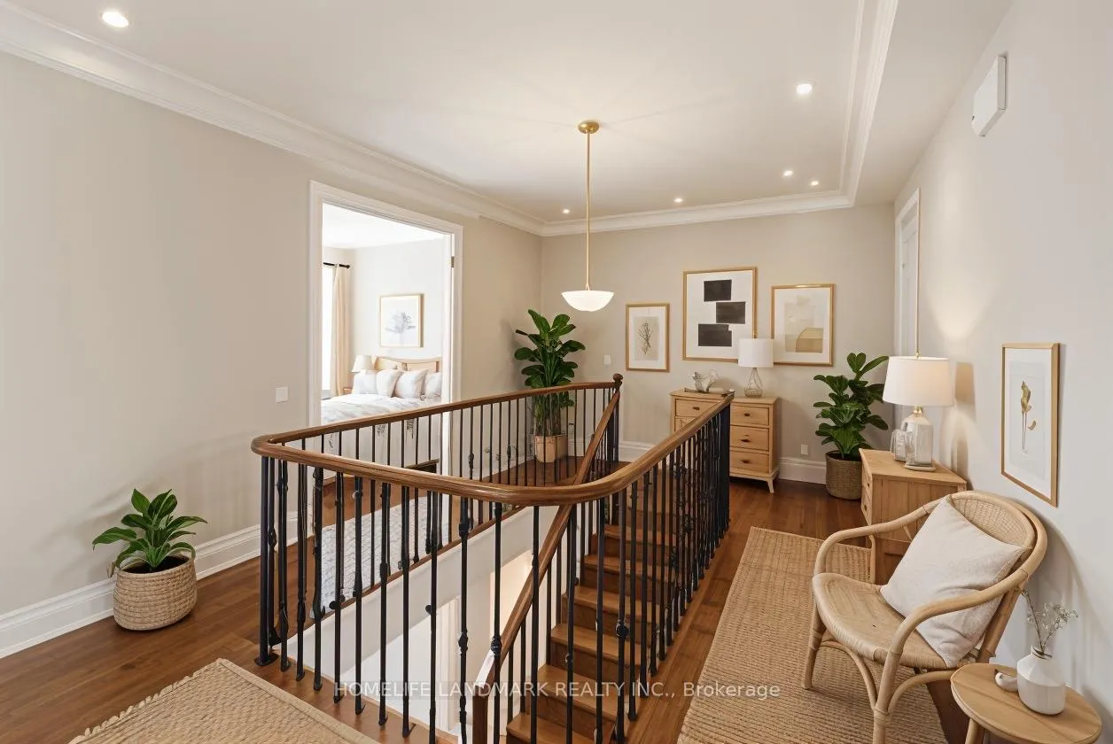 Photo 5 of 17 Aspy Court, Vaughan, Patterson — HOMEH