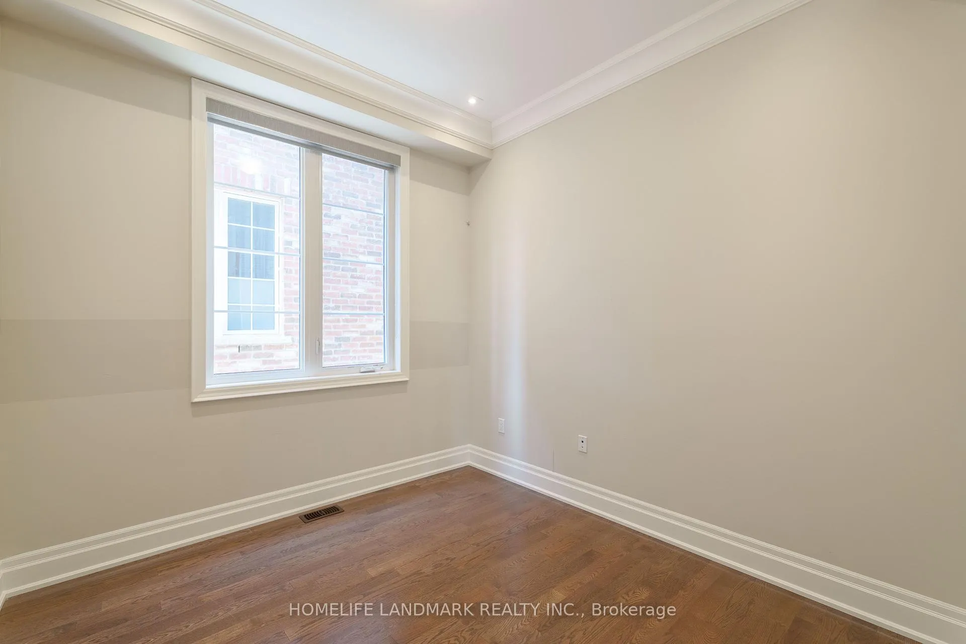 Photo 15 of 17 Aspy Court, Vaughan, Patterson — HOMEH