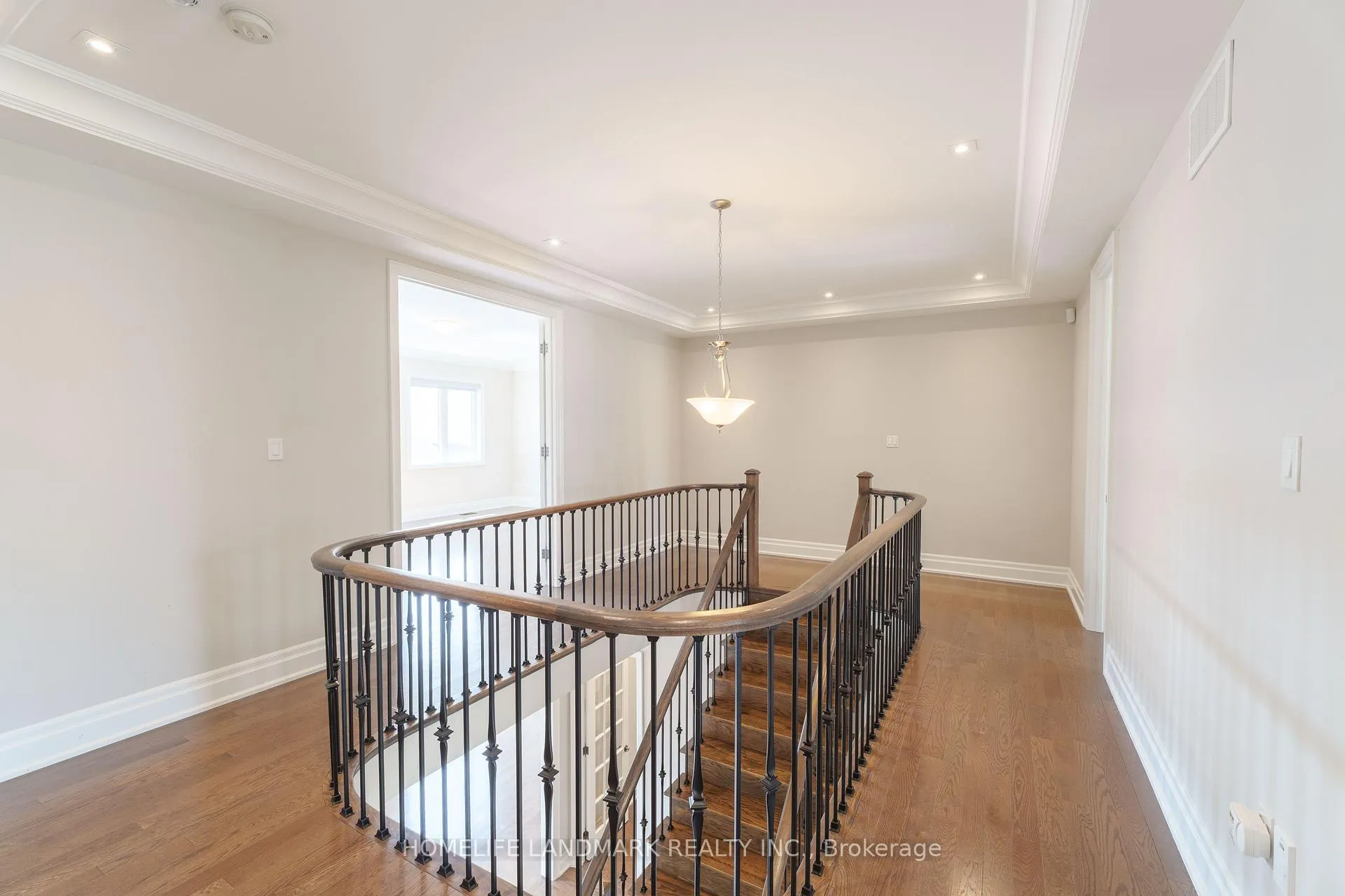 Photo 18 of 17 Aspy Court, Vaughan, Patterson — HOMEH