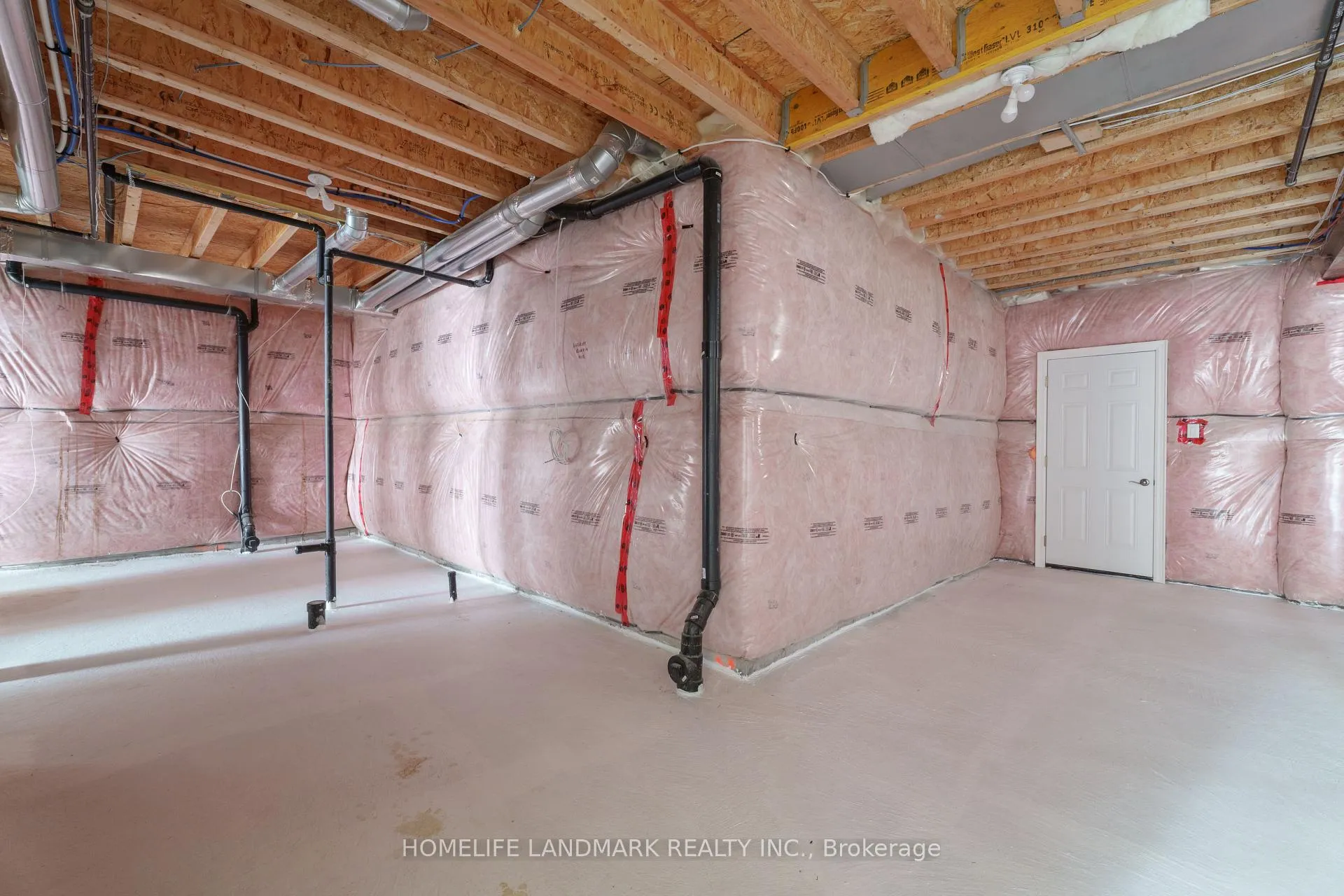 Photo 24 of 17 Aspy Court, Vaughan, Patterson — HOMEH