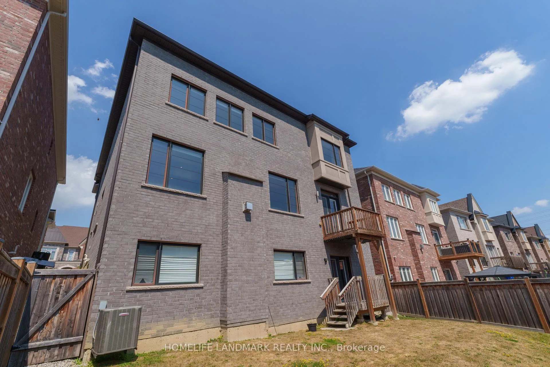 Photo 26 of 17 Aspy Court, Vaughan, Patterson — HOMEH