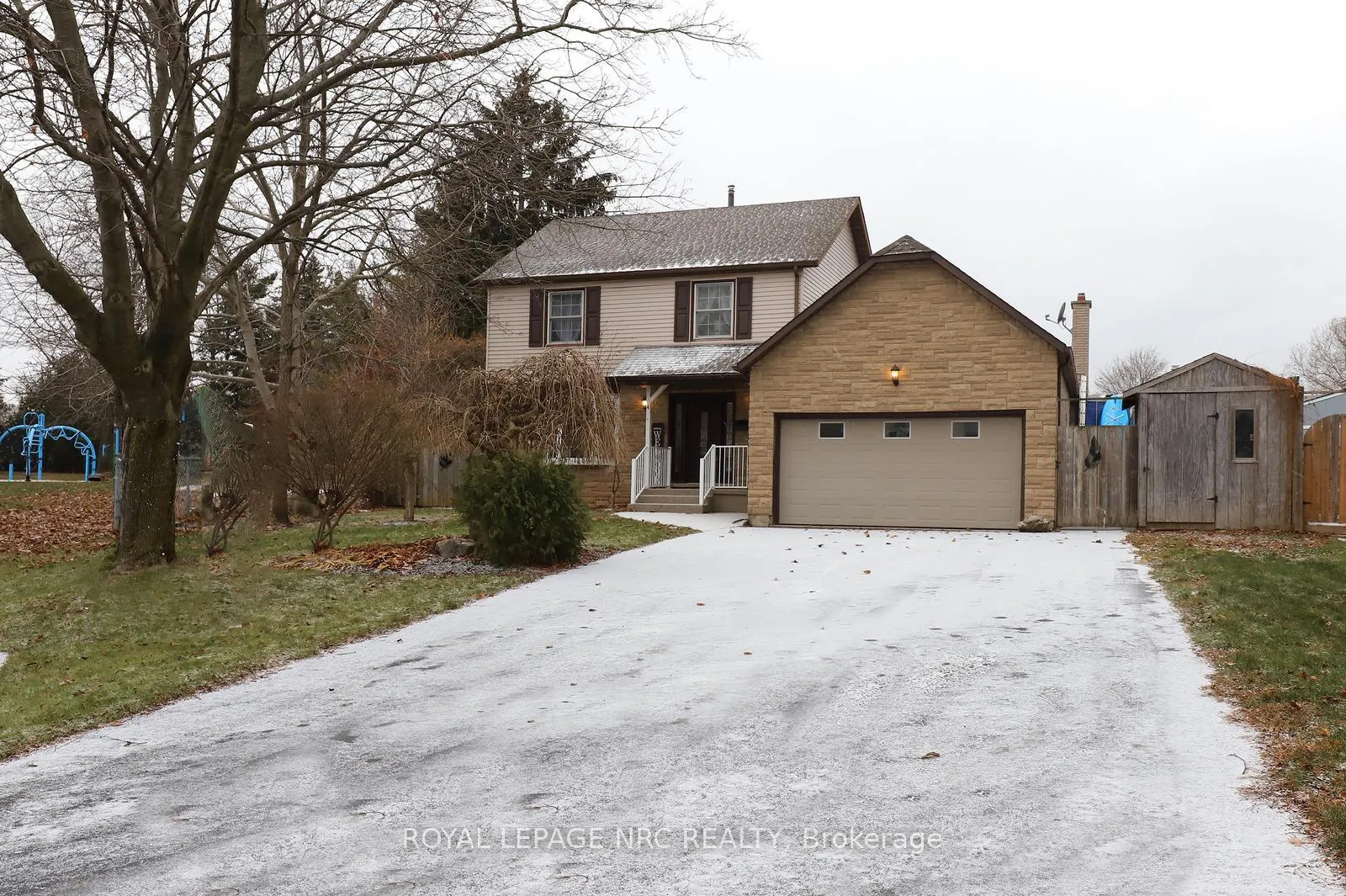Photo 1 of 4 Cindy Court, Grimsby, Grimsby Beach — HOMEH