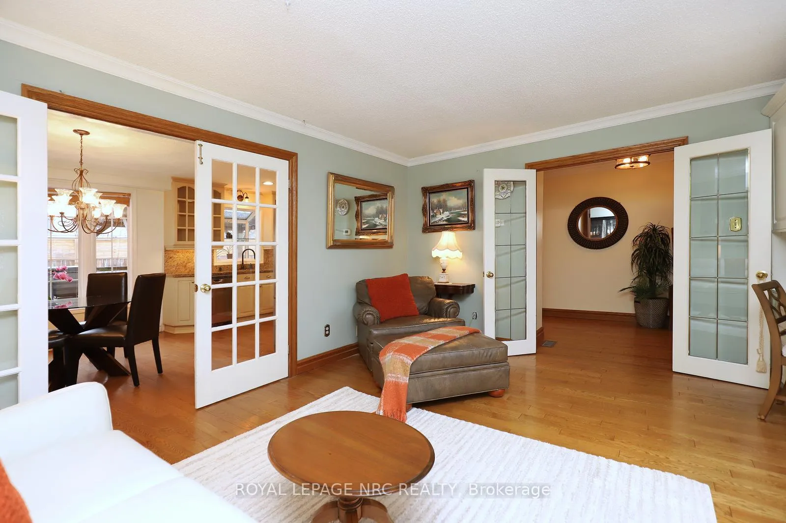 Photo 6 of 4 Cindy Court, Grimsby, Grimsby Beach — HOMEH