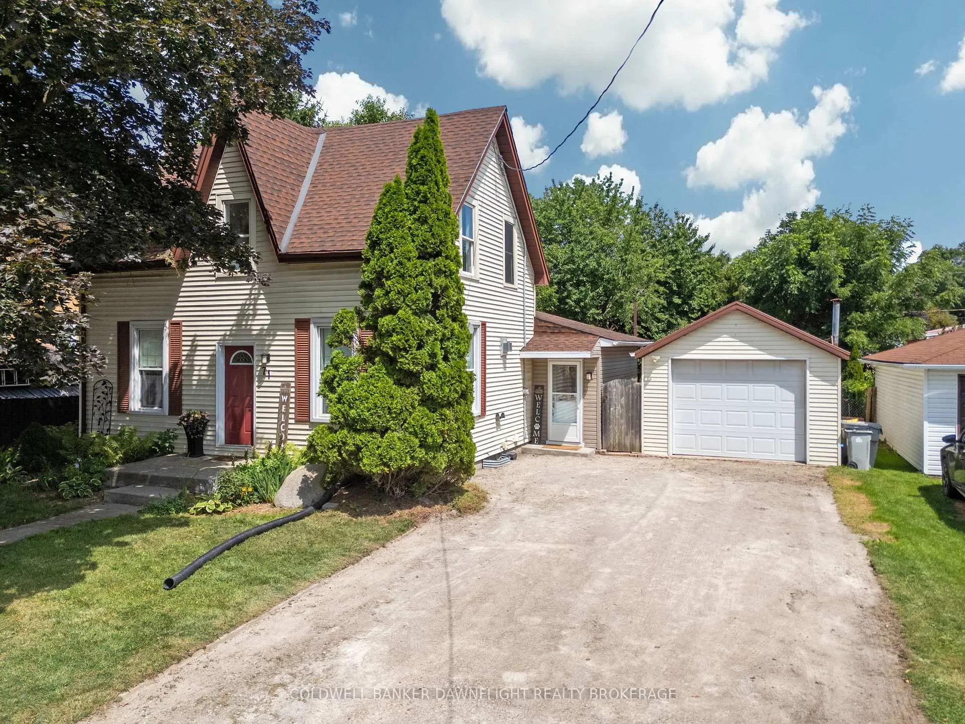 Photo 1 of 71 London Road, Bluewater, Hensall — HOMEH