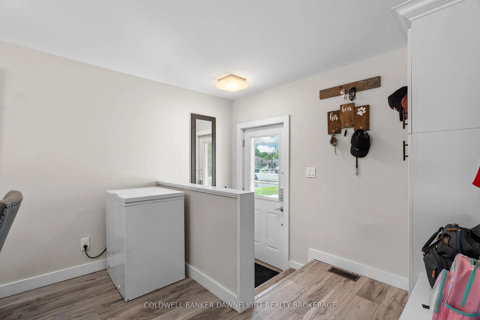 Photo 14 of 71 London Road, Bluewater, Hensall — HOMEH