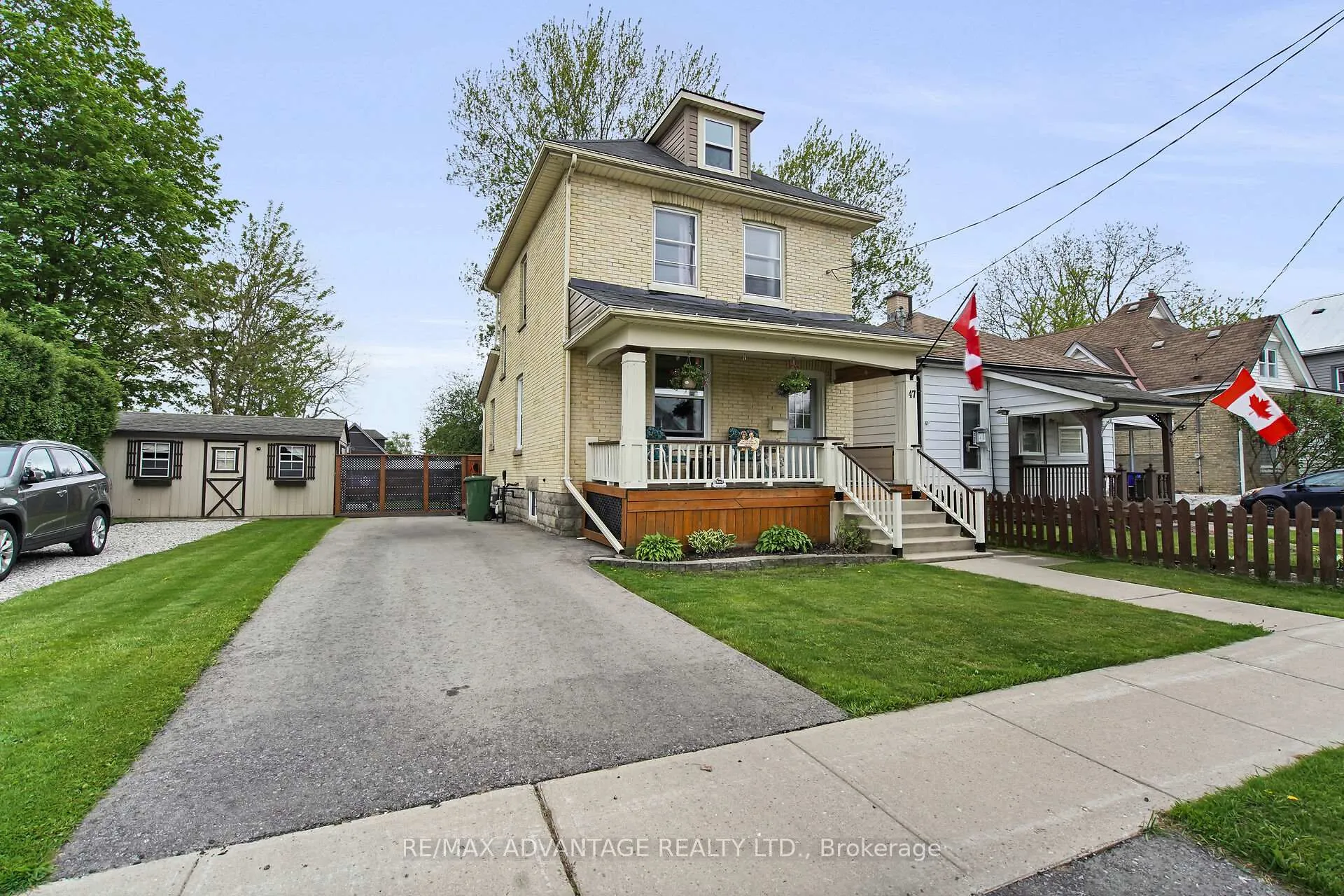 Photo 2 of 47 Barwick Street, St. Thomas — HOMEH