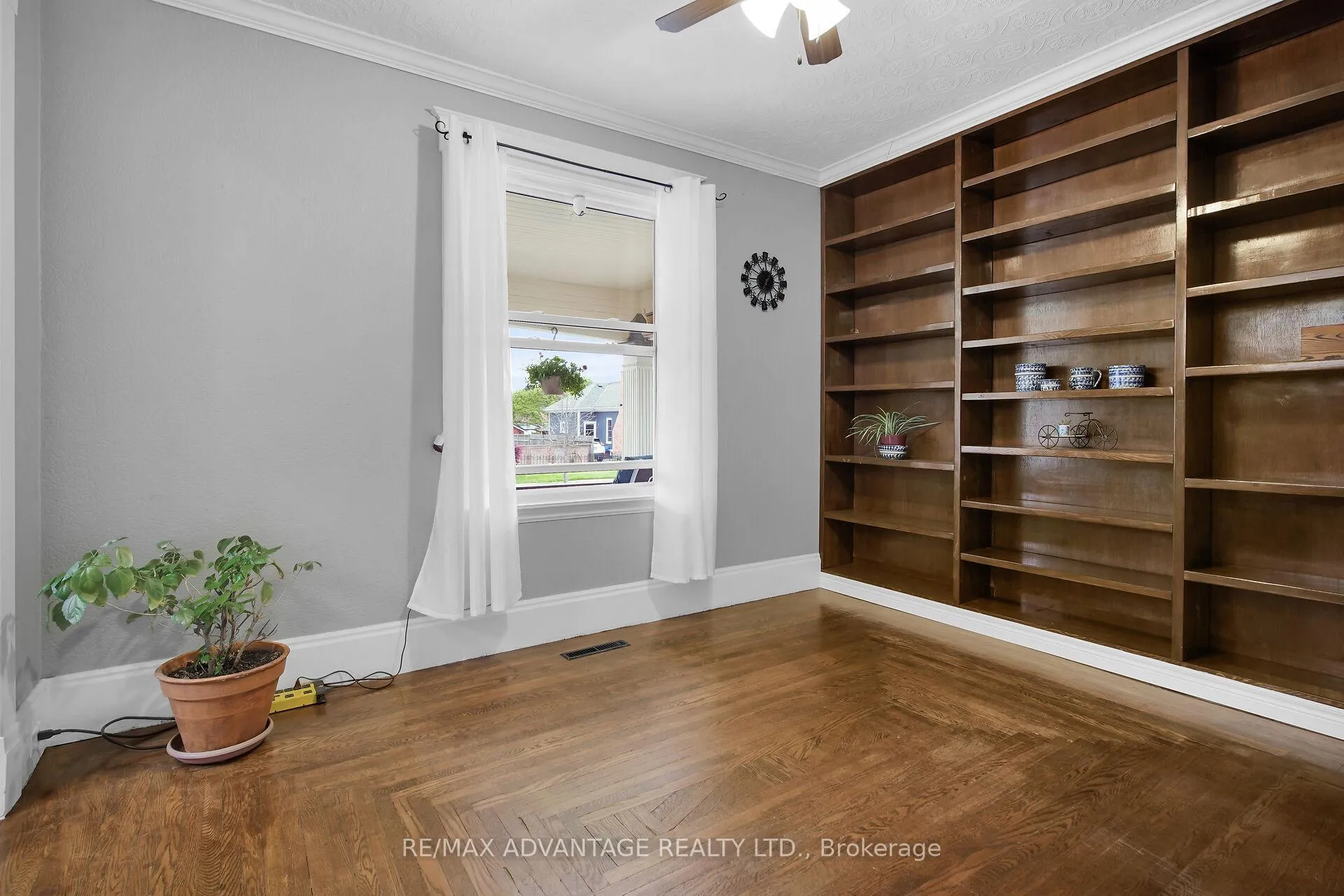 Photo 14 of 47 Barwick Street, St. Thomas — HOMEH