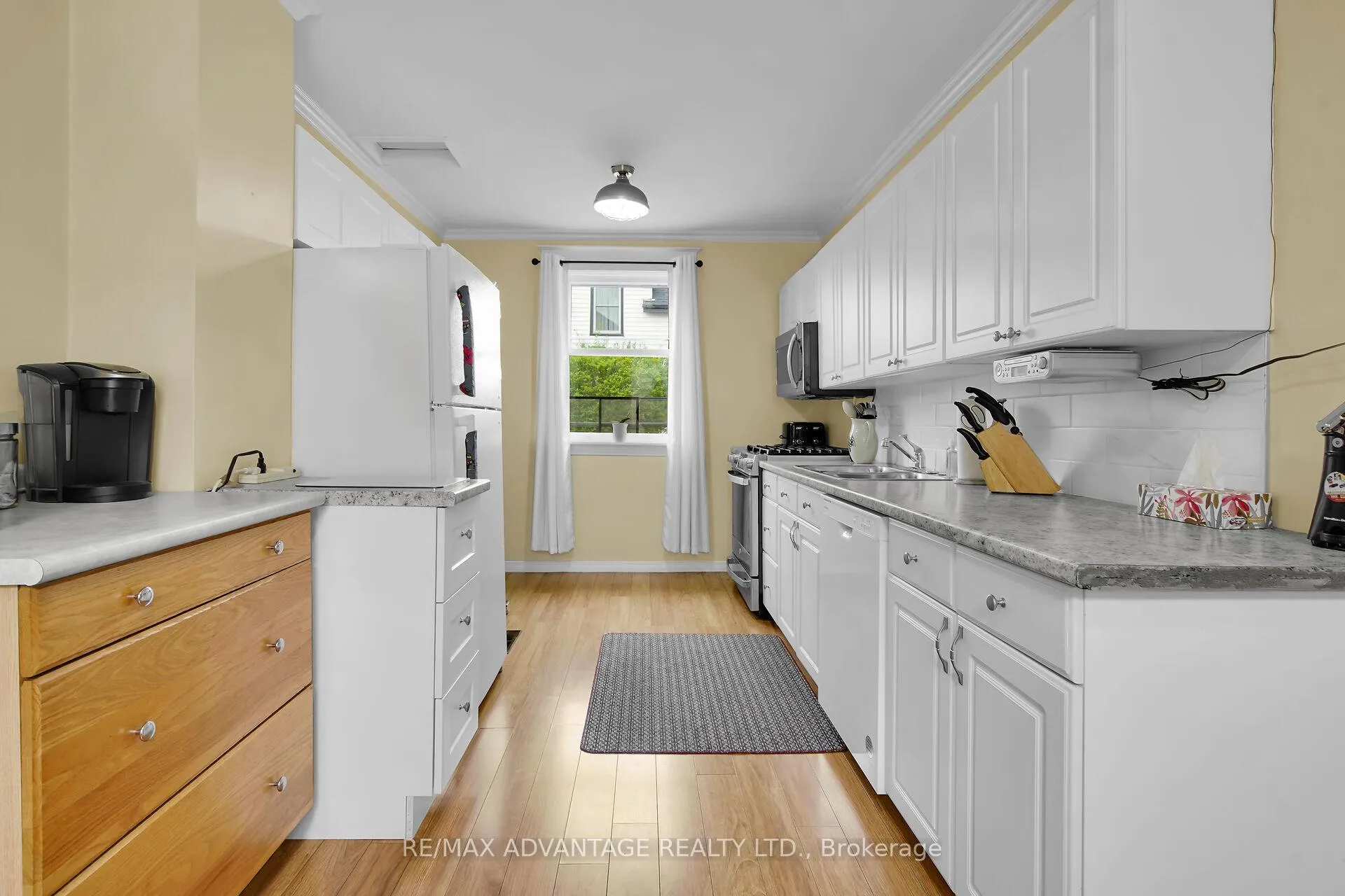Photo 19 of 47 Barwick Street, St. Thomas — HOMEH