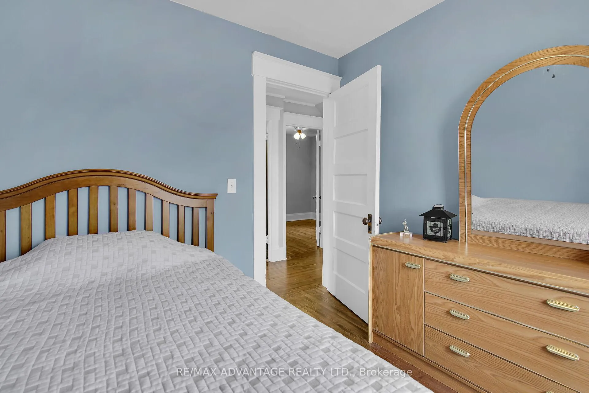 Photo 26 of 47 Barwick Street, St. Thomas — HOMEH