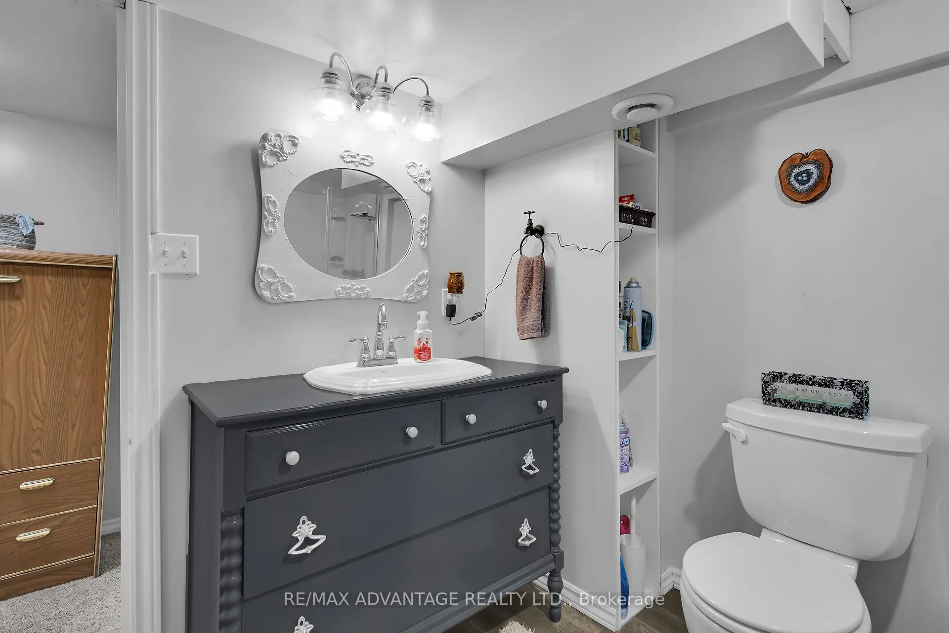 Photo 38 of 47 Barwick Street, St. Thomas — HOMEH