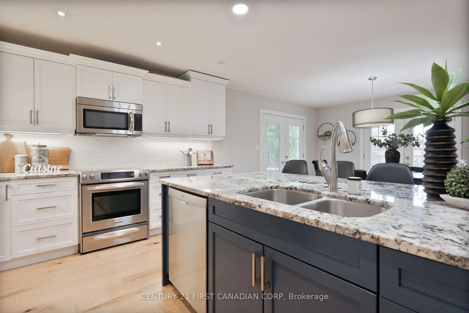 Photo 13 of 443 MacDonald Street, Strathroy-Caradoc, NE — HOMEH