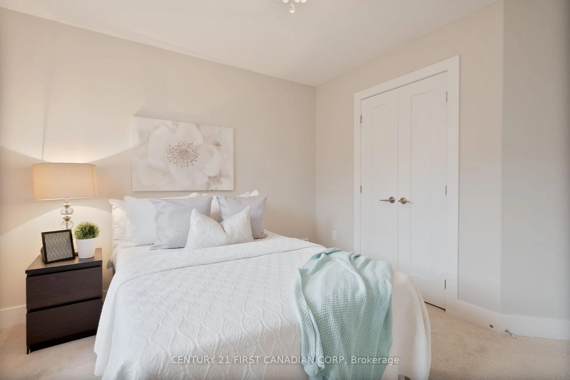 Photo 25 of 443 MacDonald Street, Strathroy-Caradoc, NE — HOMEH