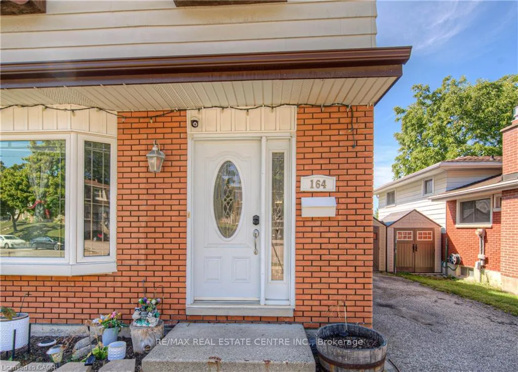 Photo 4 of 164 Green Valley Drive, Kitchener — HOMEH