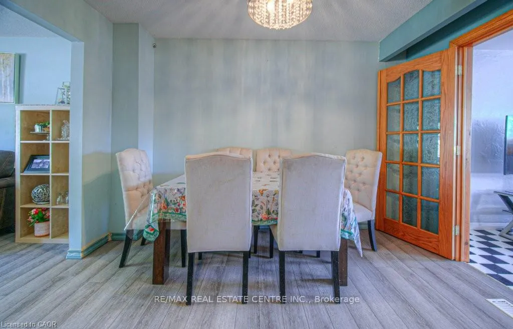 Photo 11 of 164 Green Valley Drive, Kitchener — HOMEH