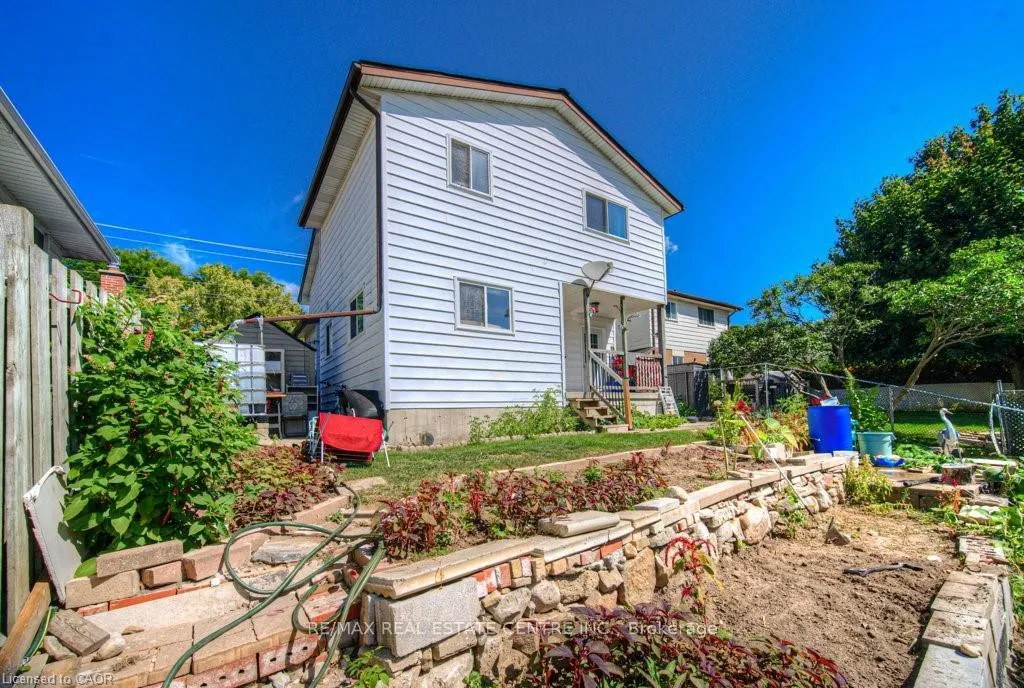 Photo 35 of 164 Green Valley Drive, Kitchener — HOMEH