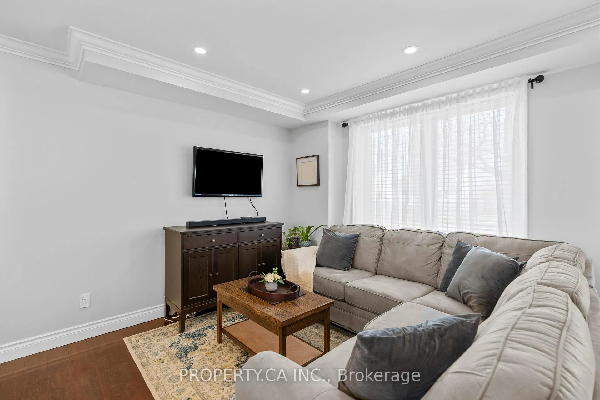 Photo 7 of 72 Martha Street, Hamilton, McQuesten — HOMEH