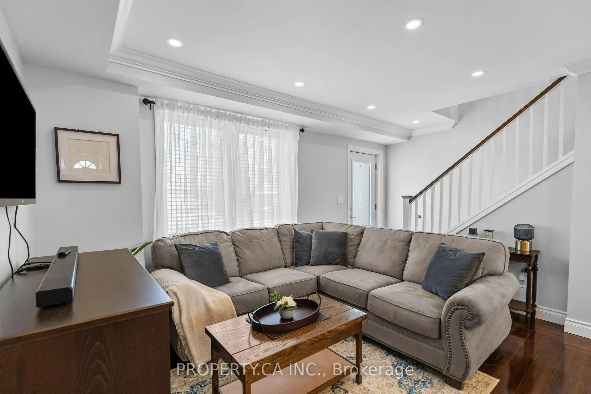Photo 8 of 72 Martha Street, Hamilton, McQuesten — HOMEH