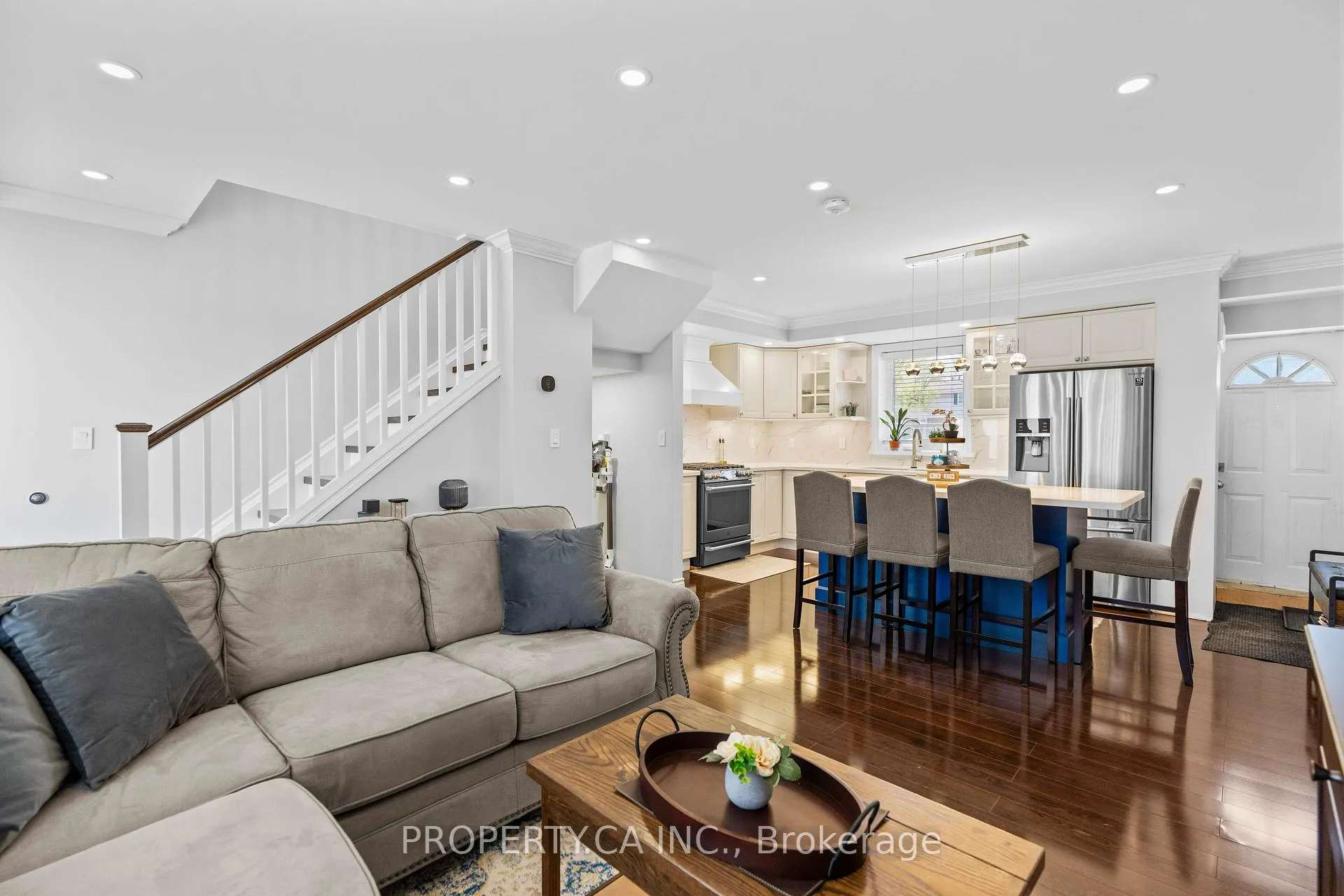 Photo 9 of 72 Martha Street, Hamilton, McQuesten — HOMEH