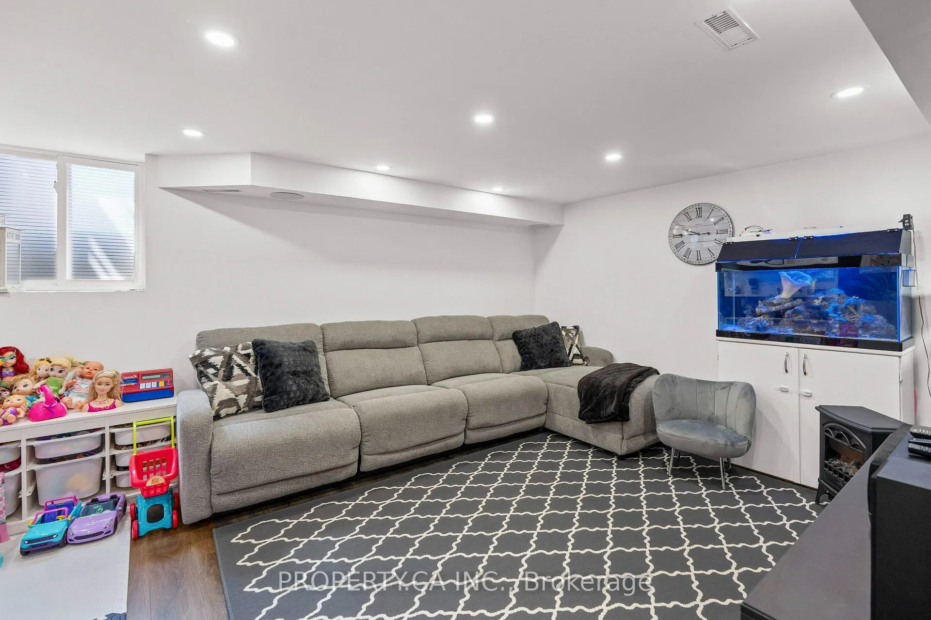 Photo 29 of 72 Martha Street, Hamilton, McQuesten — HOMEH