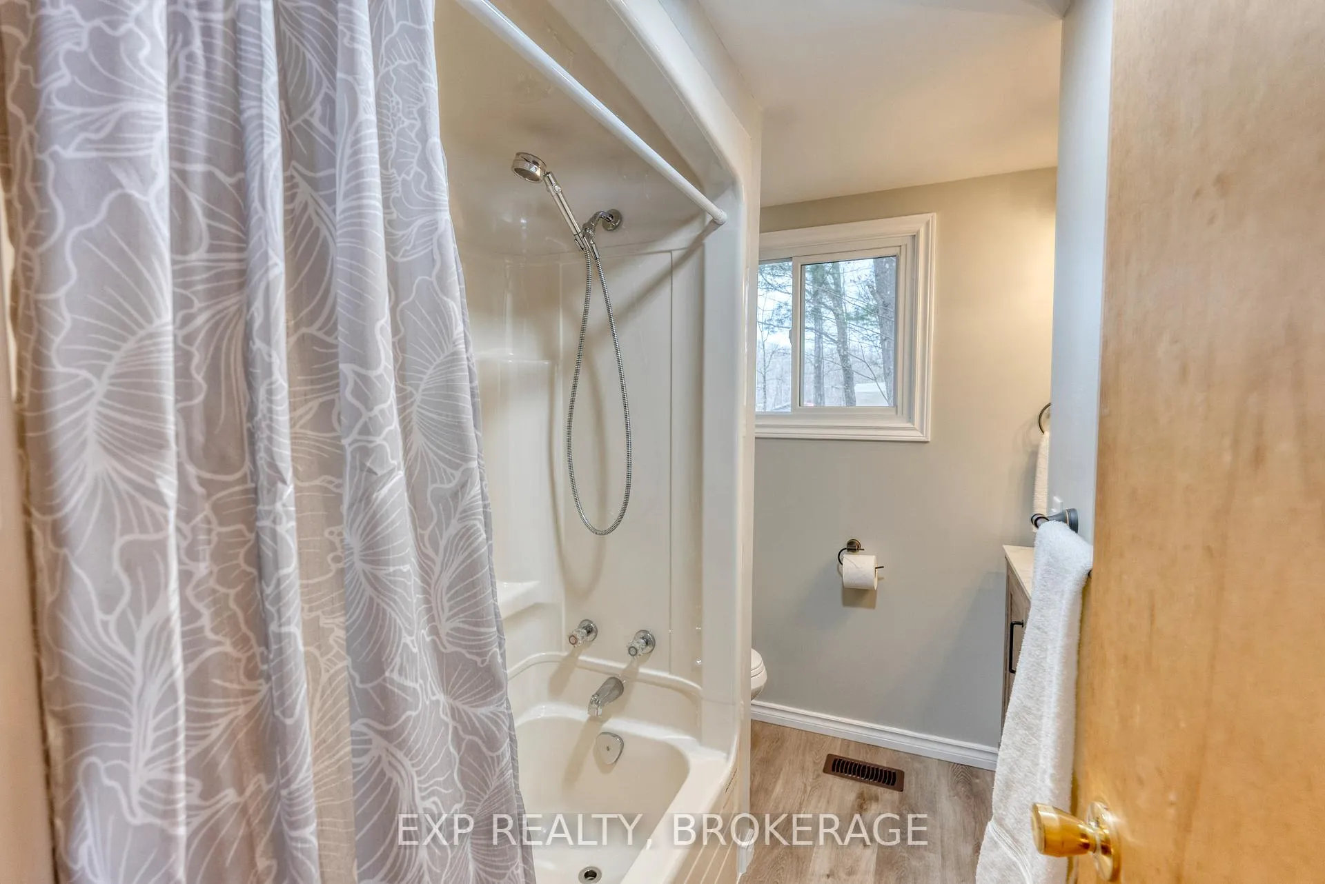 Photo 25 of 1040 Turner Way, Central Frontenac, Frontenac Centre — HOMEH