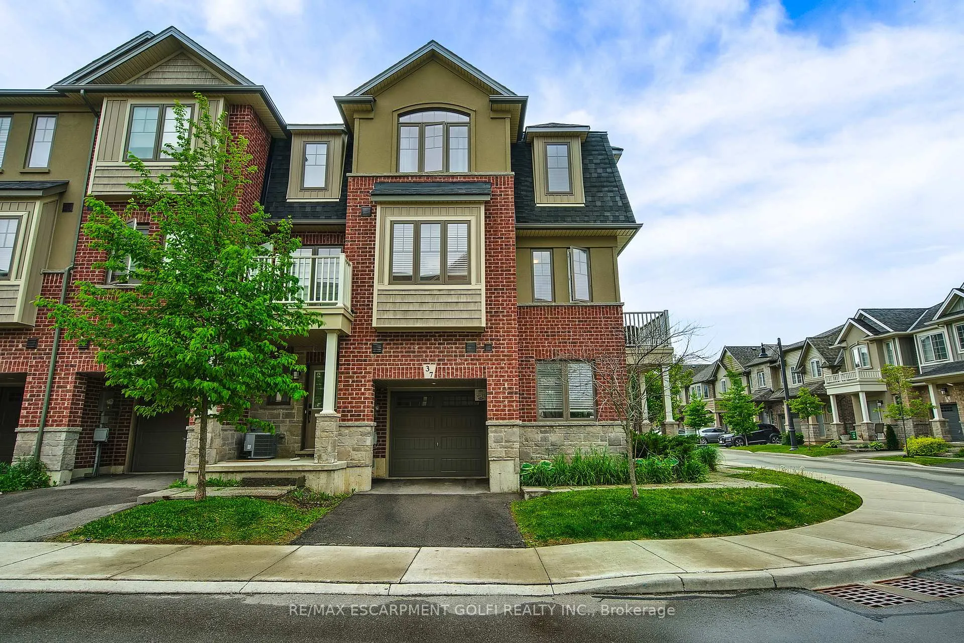 Photo 2 of 37 Marr Lane, Hamilton, Meadowlands — HOMEH