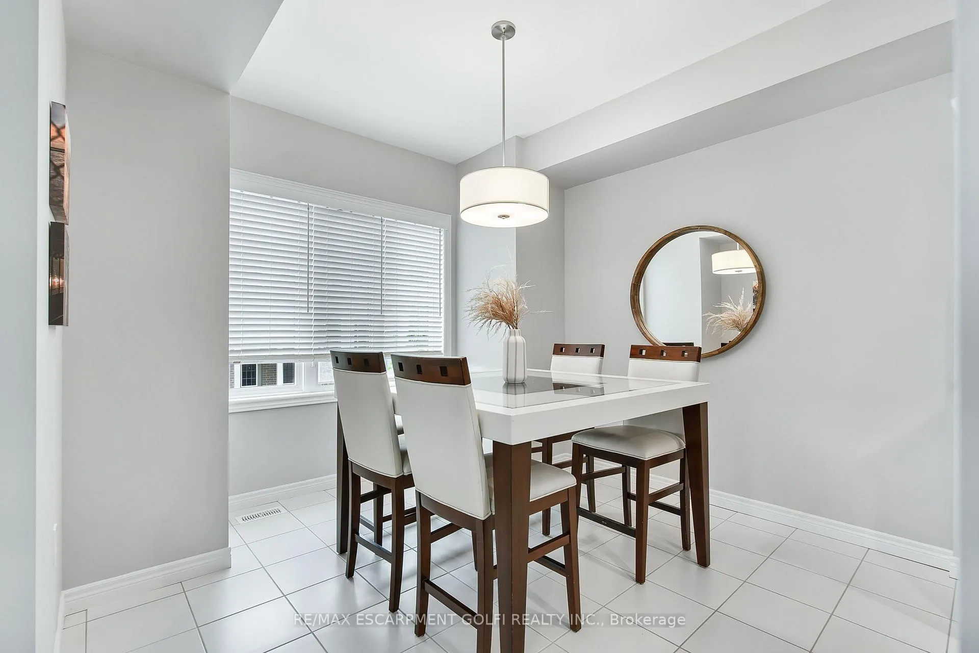 Photo 5 of 37 Marr Lane, Hamilton, Meadowlands — HOMEH