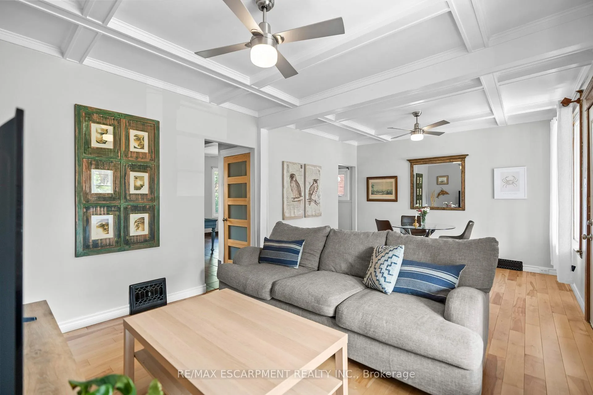 Photo 8 of 86 Graham Avenue S, Hamilton, Delta — HOMEH