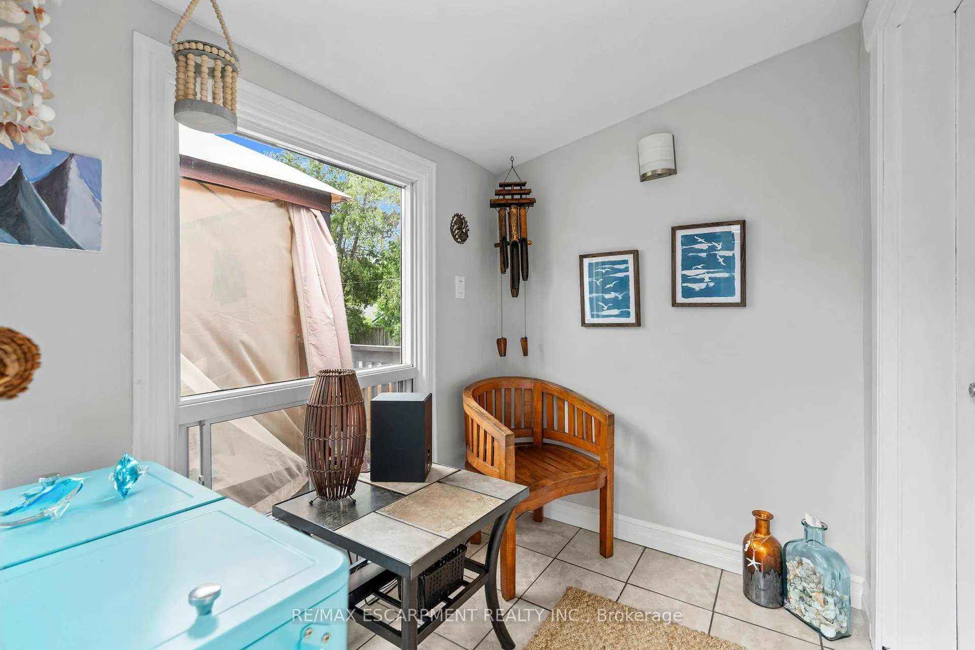 Photo 25 of 86 Graham Avenue S, Hamilton, Delta — HOMEH