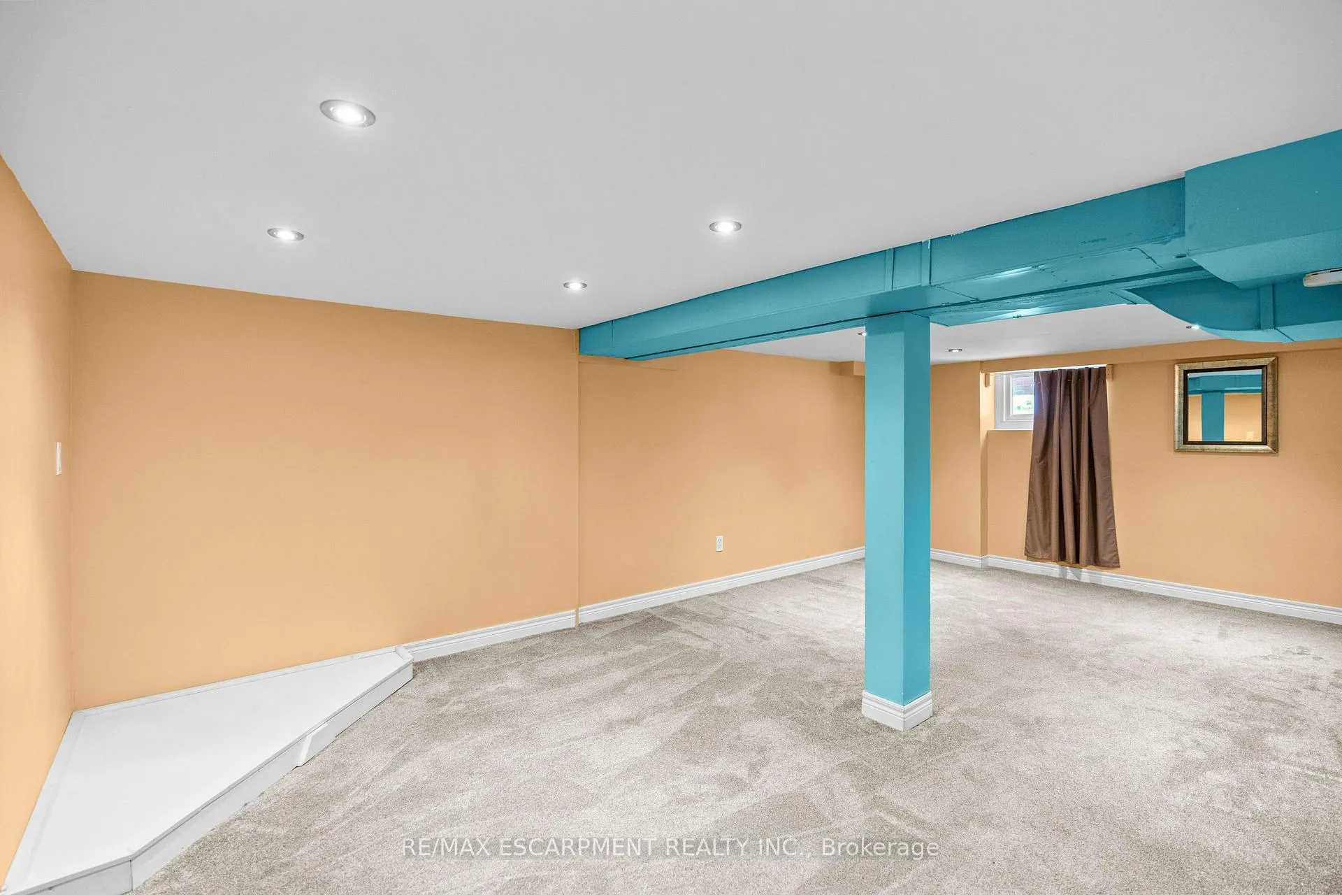Photo 34 of 86 Graham Avenue S, Hamilton, Delta — HOMEH