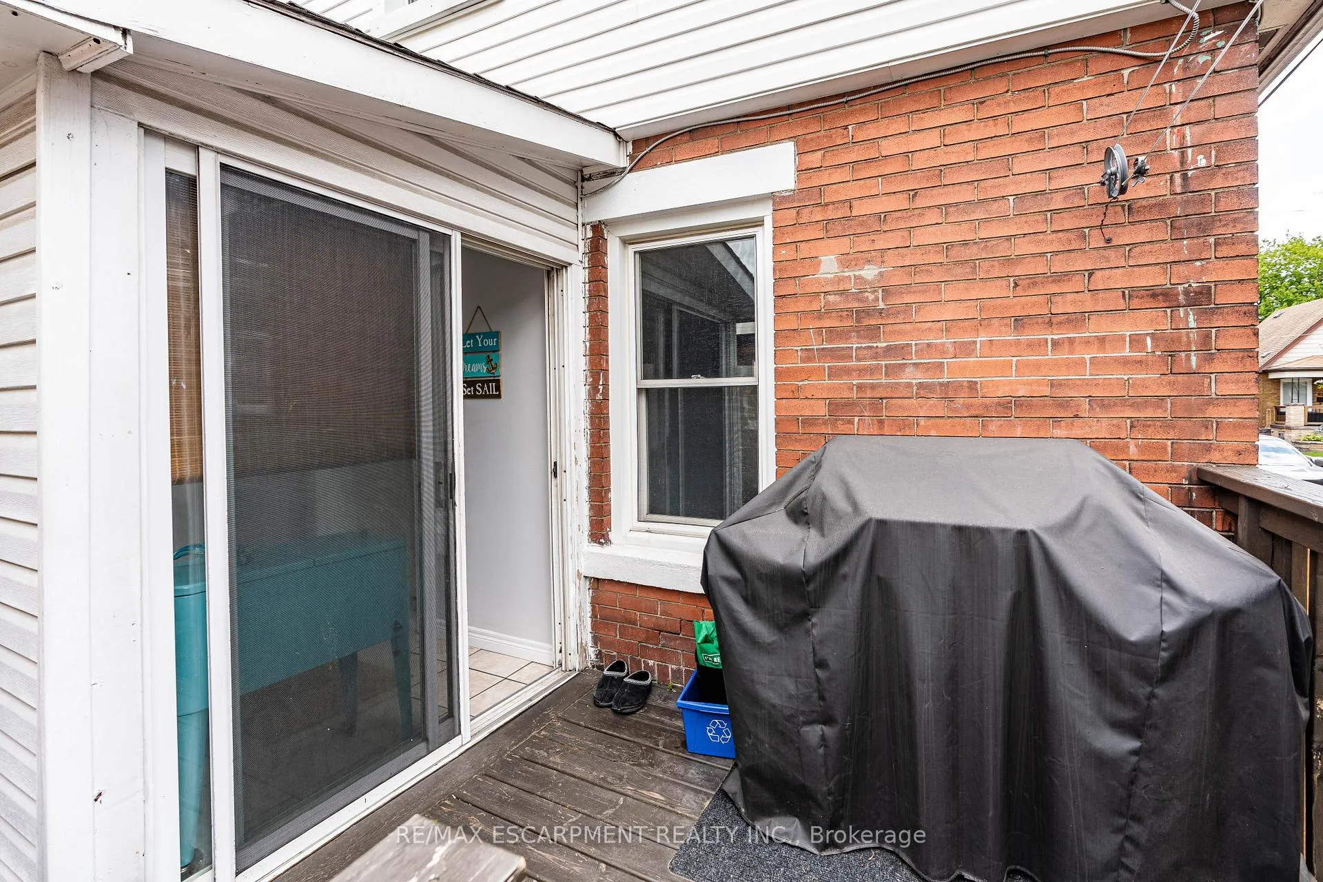 Photo 38 of 86 Graham Avenue S, Hamilton, Delta — HOMEH